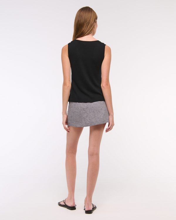 V-Neck Cutaway Sweater Vest
