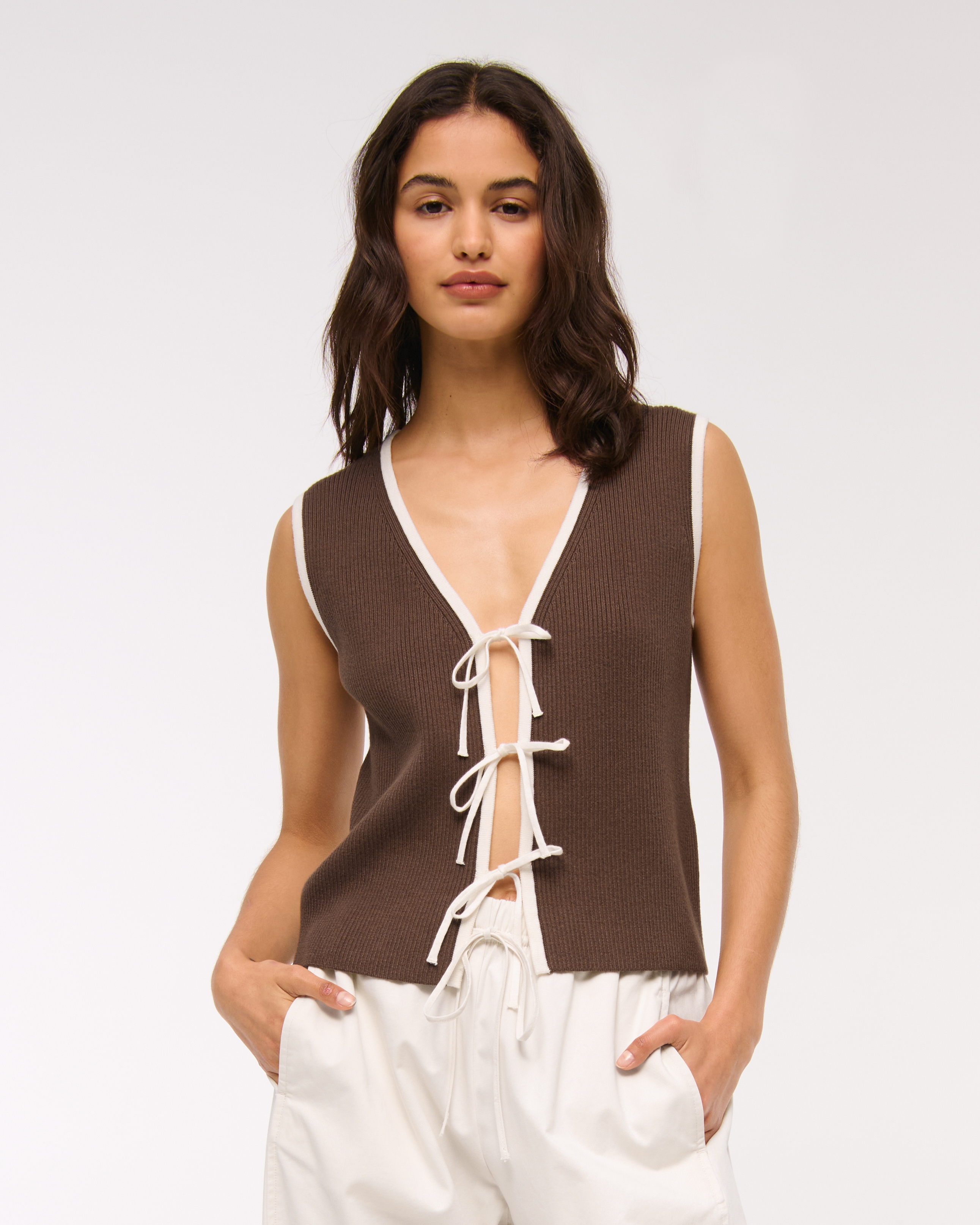 Женские свитеры Abercrombie & Fitch Tie-Front V-Neck Sweater Vest — фото 2