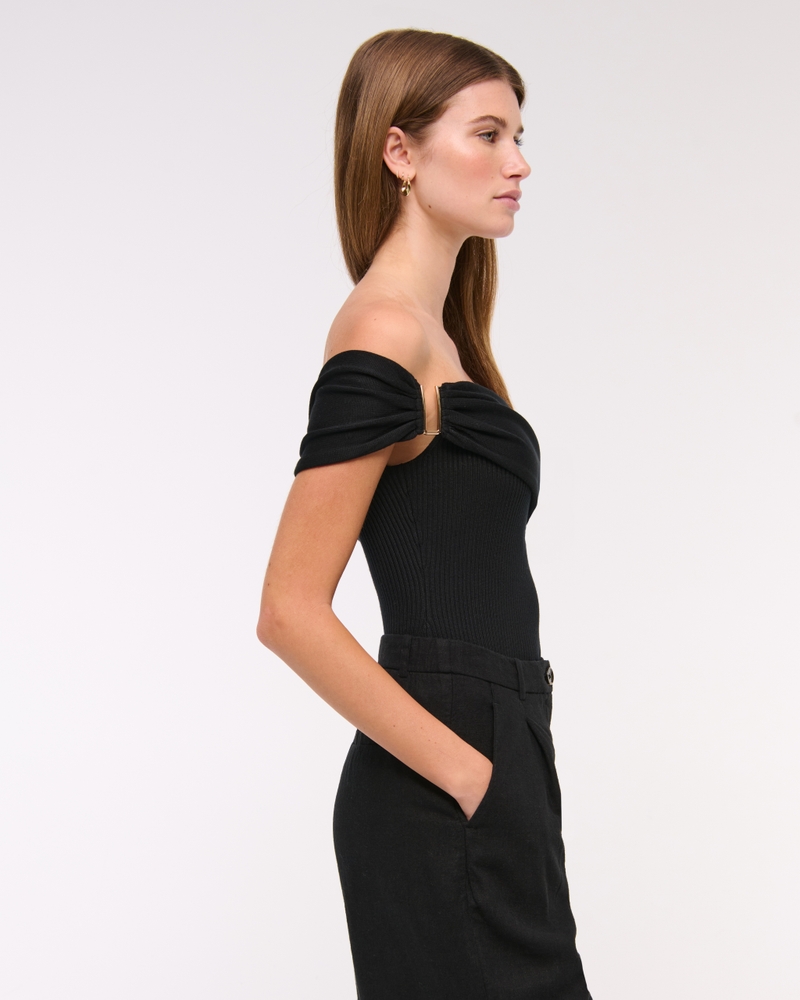 Hardware Off-The-Shoulder Sweater Top