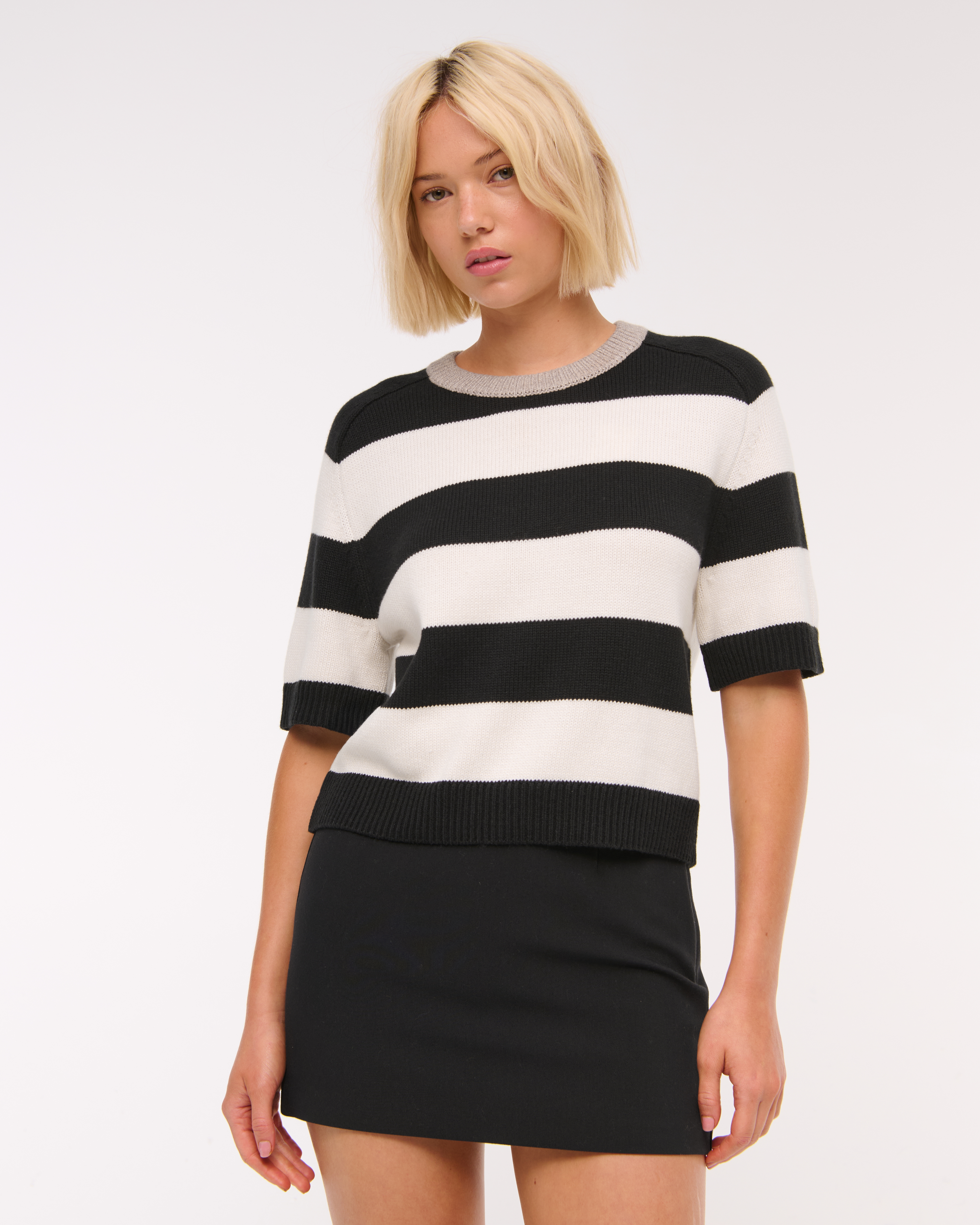 Abercrombie & Fitch The A&f Madeline Crew Sweater Tee In Black