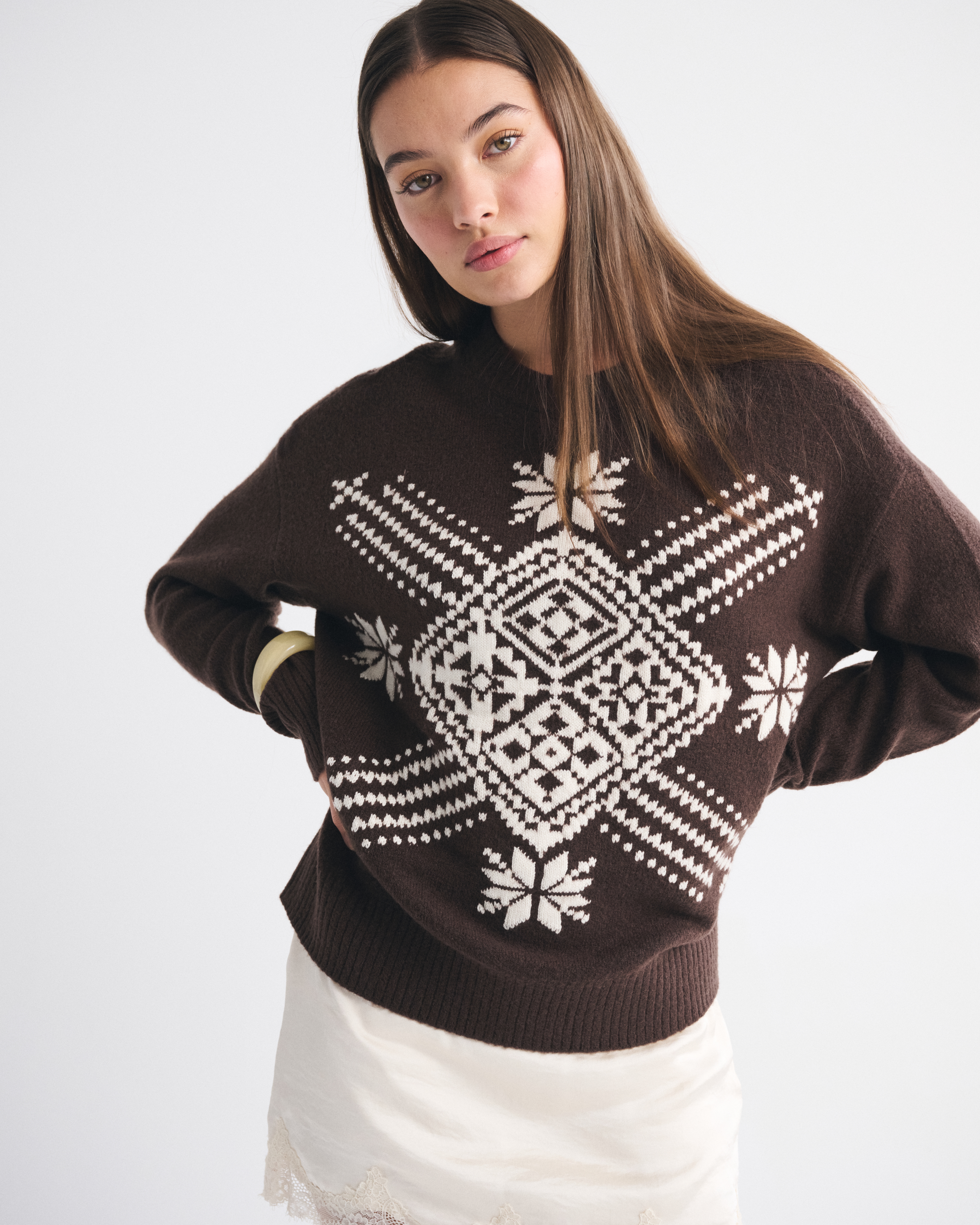 Женские свитеры Abercrombie & Fitch Dad Lace-Up Crew Sweater — фото 2