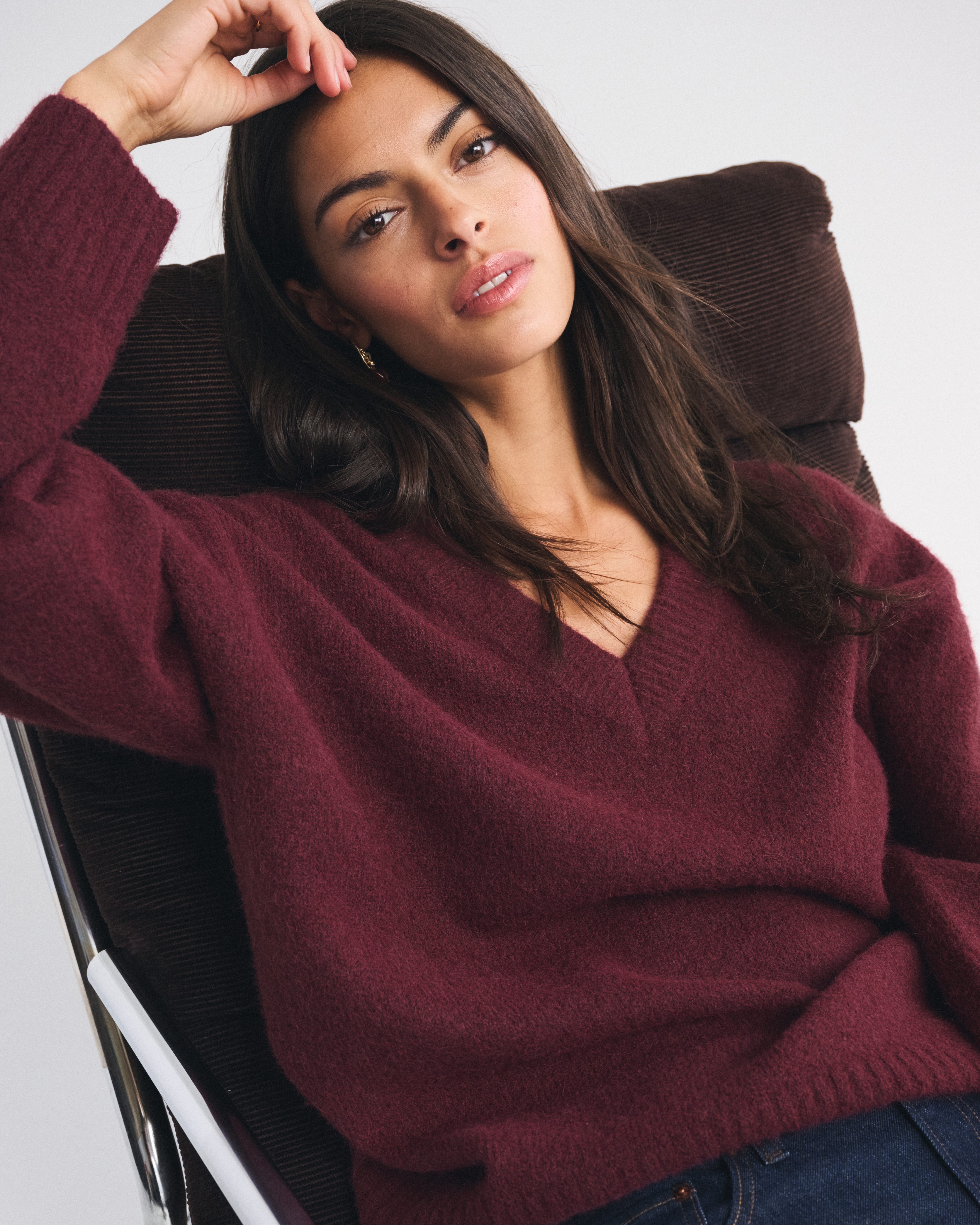 Abercrombie & Fitch Dad V-neck Sweater In Burgundy