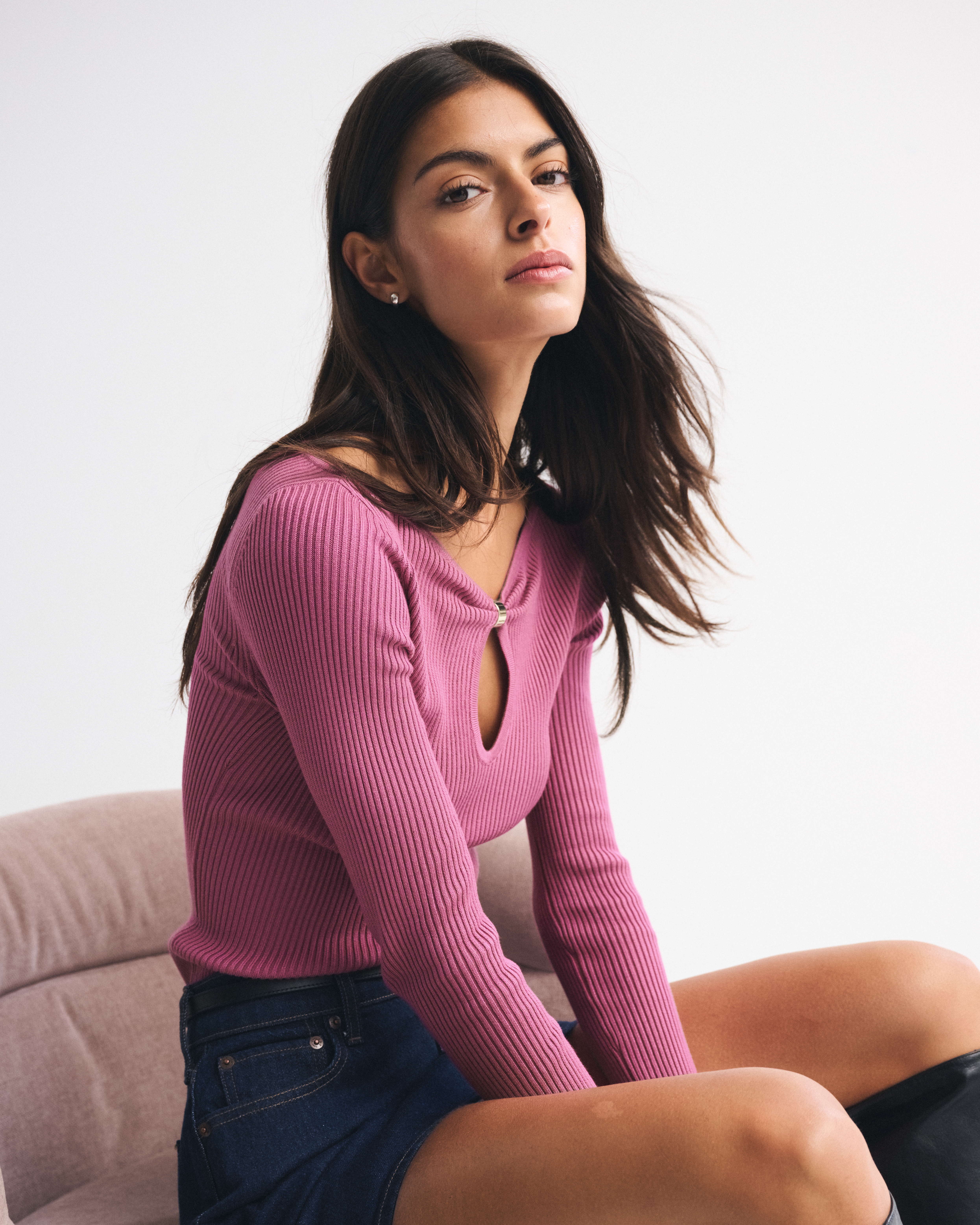 Abercrombie & Fitch Hardware Keyhole Long-sleeve Sweater Top In Pink