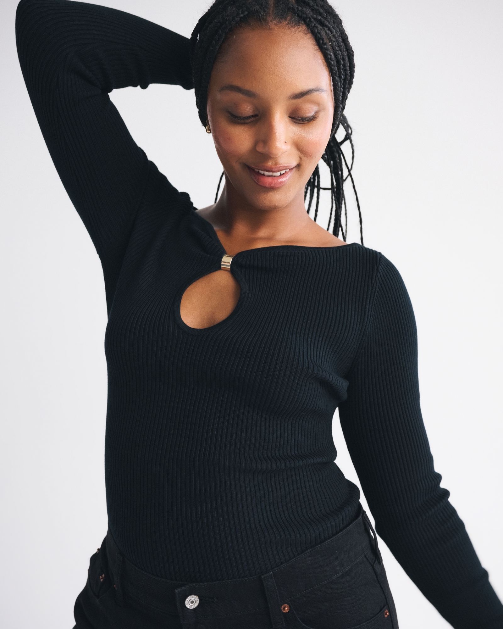 Hardware Keyhole Long-Sleeve Sweater Top