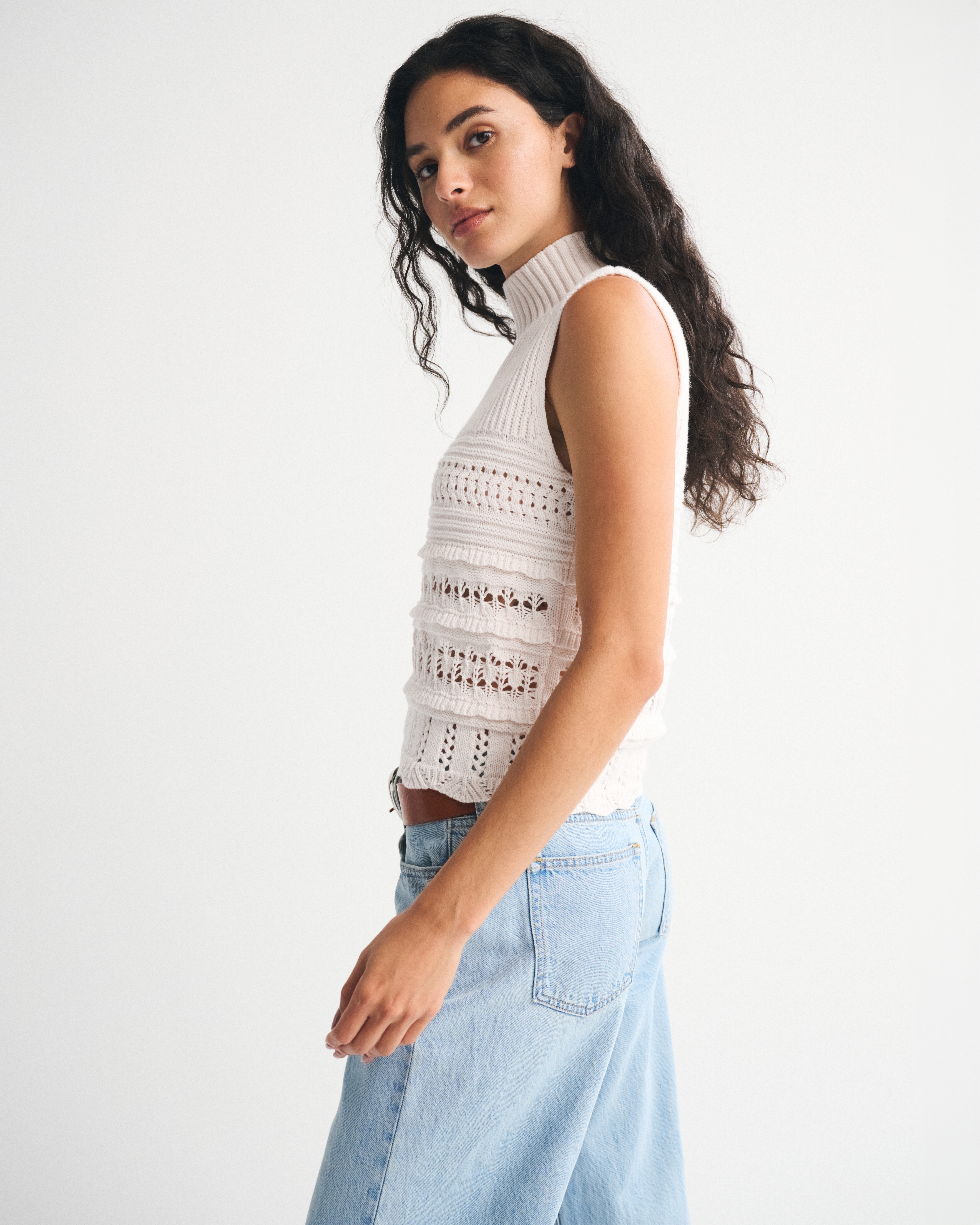 Abercrombie & Fitch Ruffle Mockneck Sweater Shell Top In White