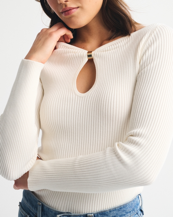 Hardware Keyhole Long-Sleeve Sweater Top