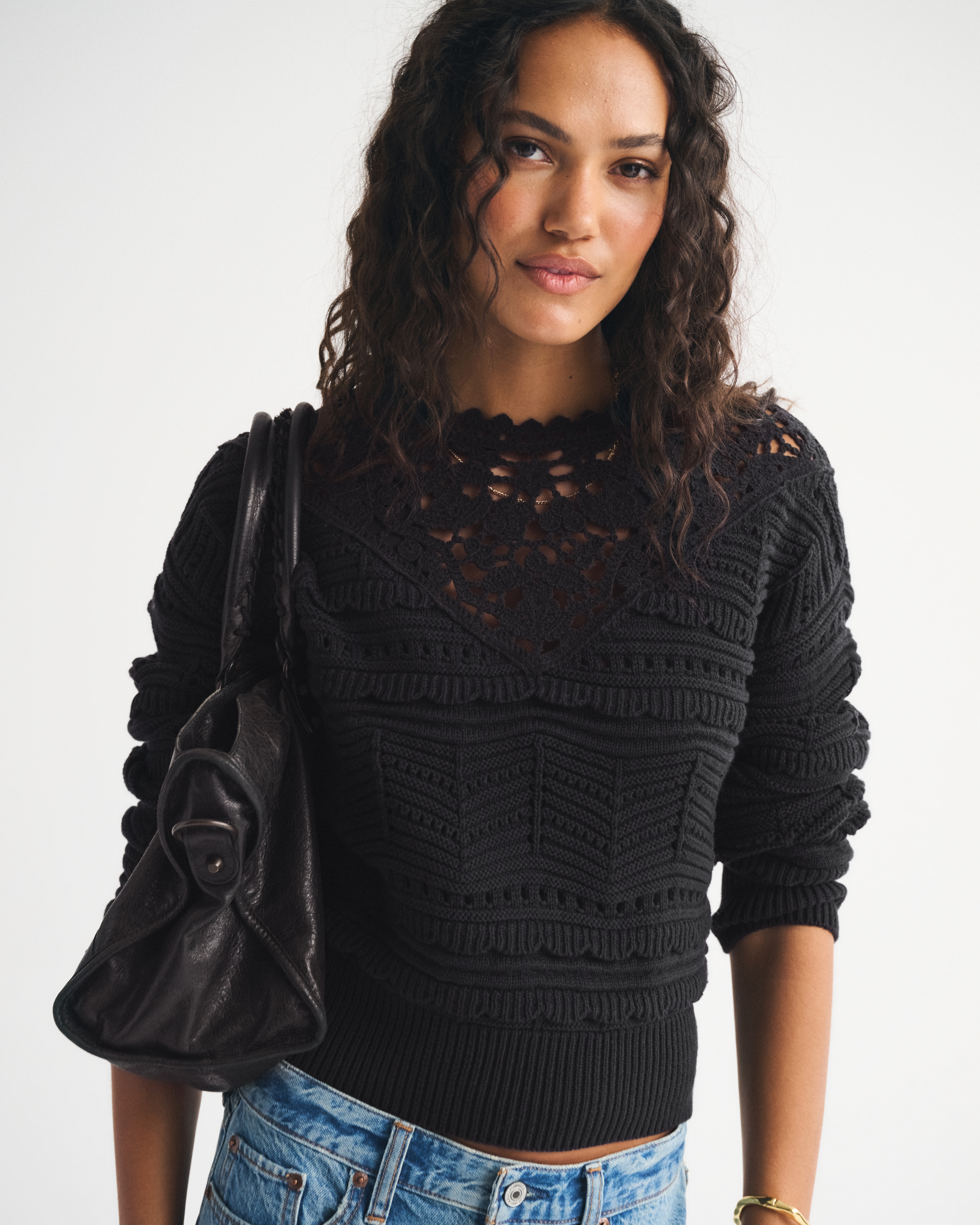 Женские свитеры Abercrombie & Fitch Cutwork Crew Sweater — фото 2