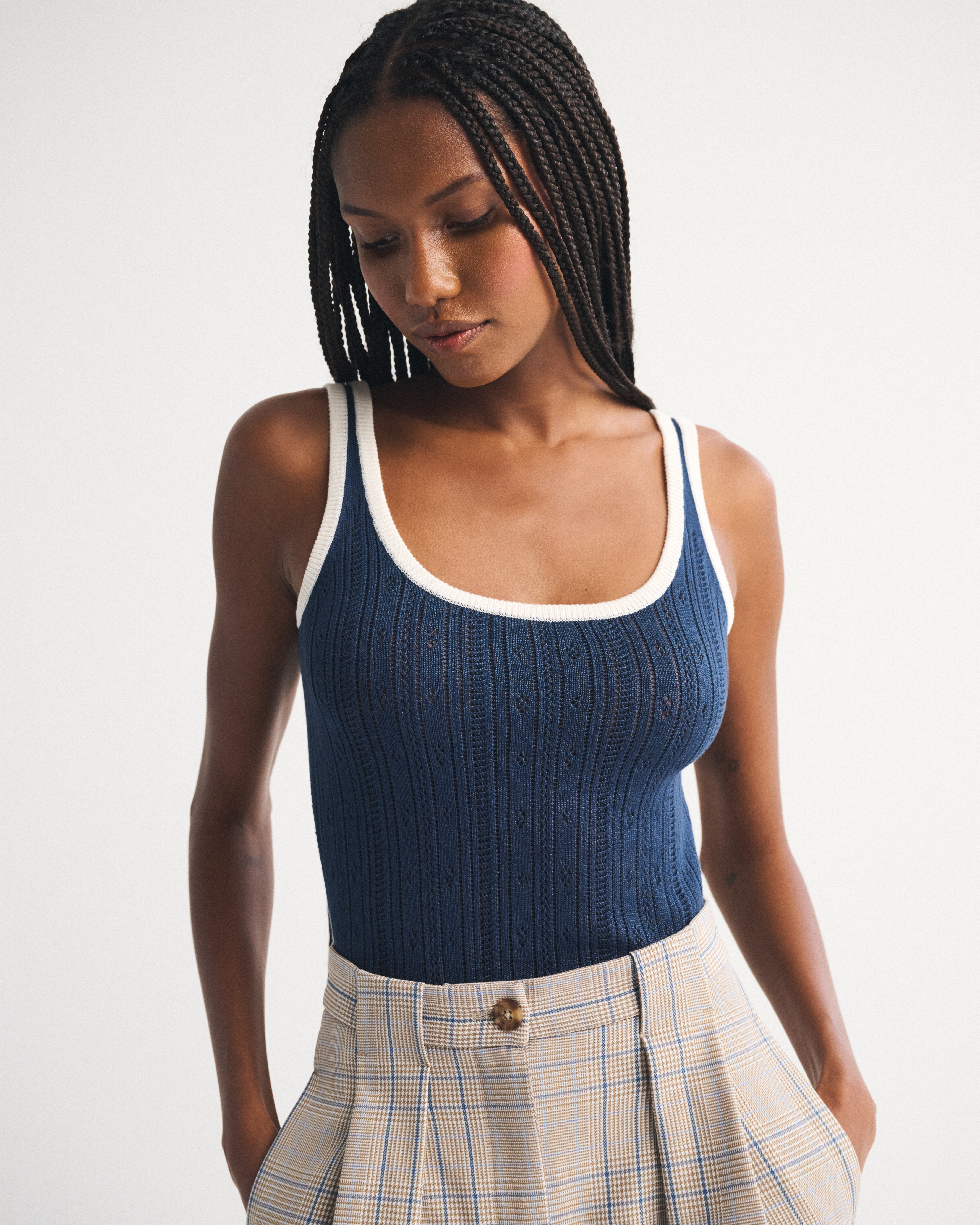 Женские свитеры Abercrombie & Fitch Pointelle Scoopneck Sweater Tank — фото 2