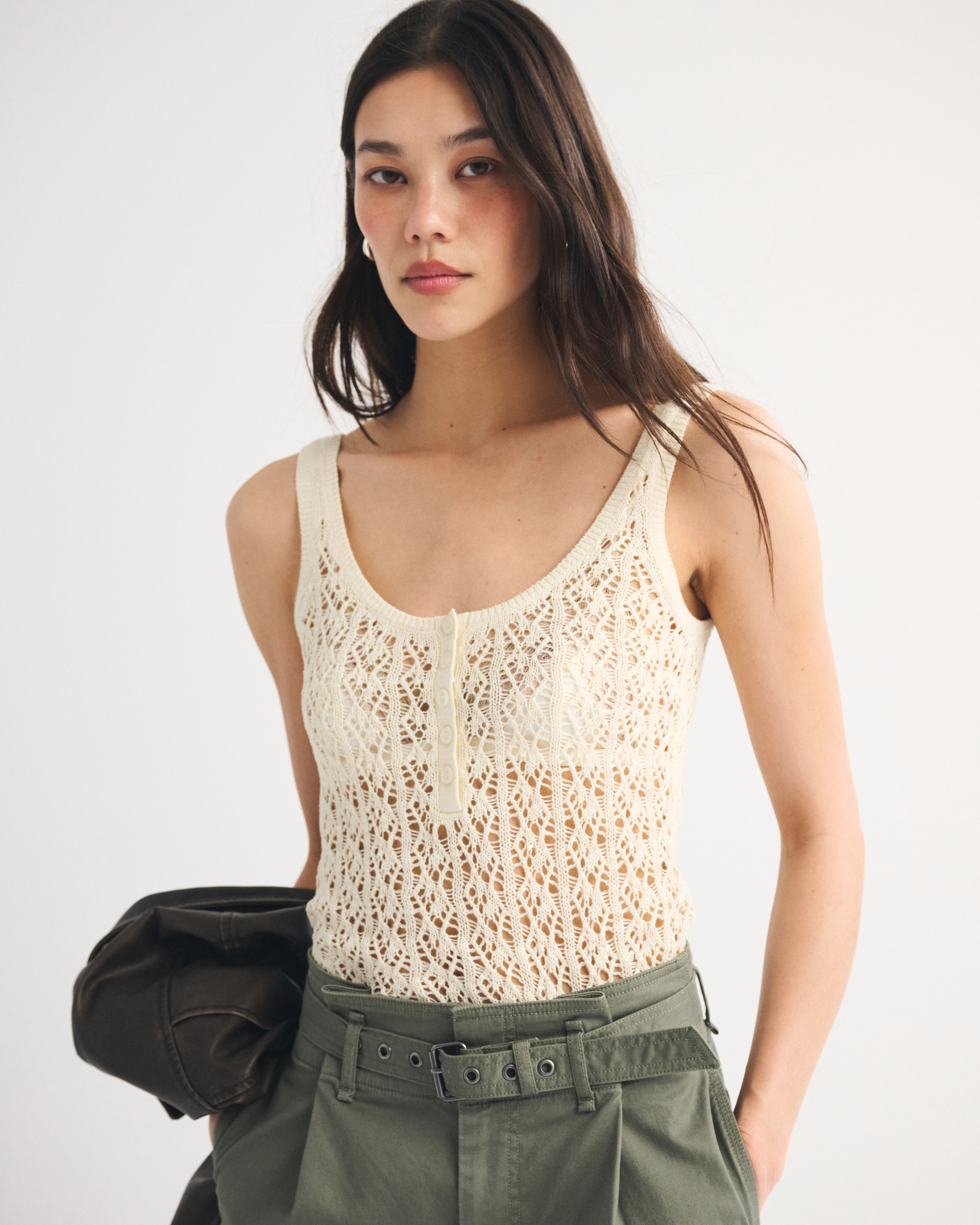 Женские свитеры Abercrombie & Fitch Textural Henley Sweater Tank — фото 3