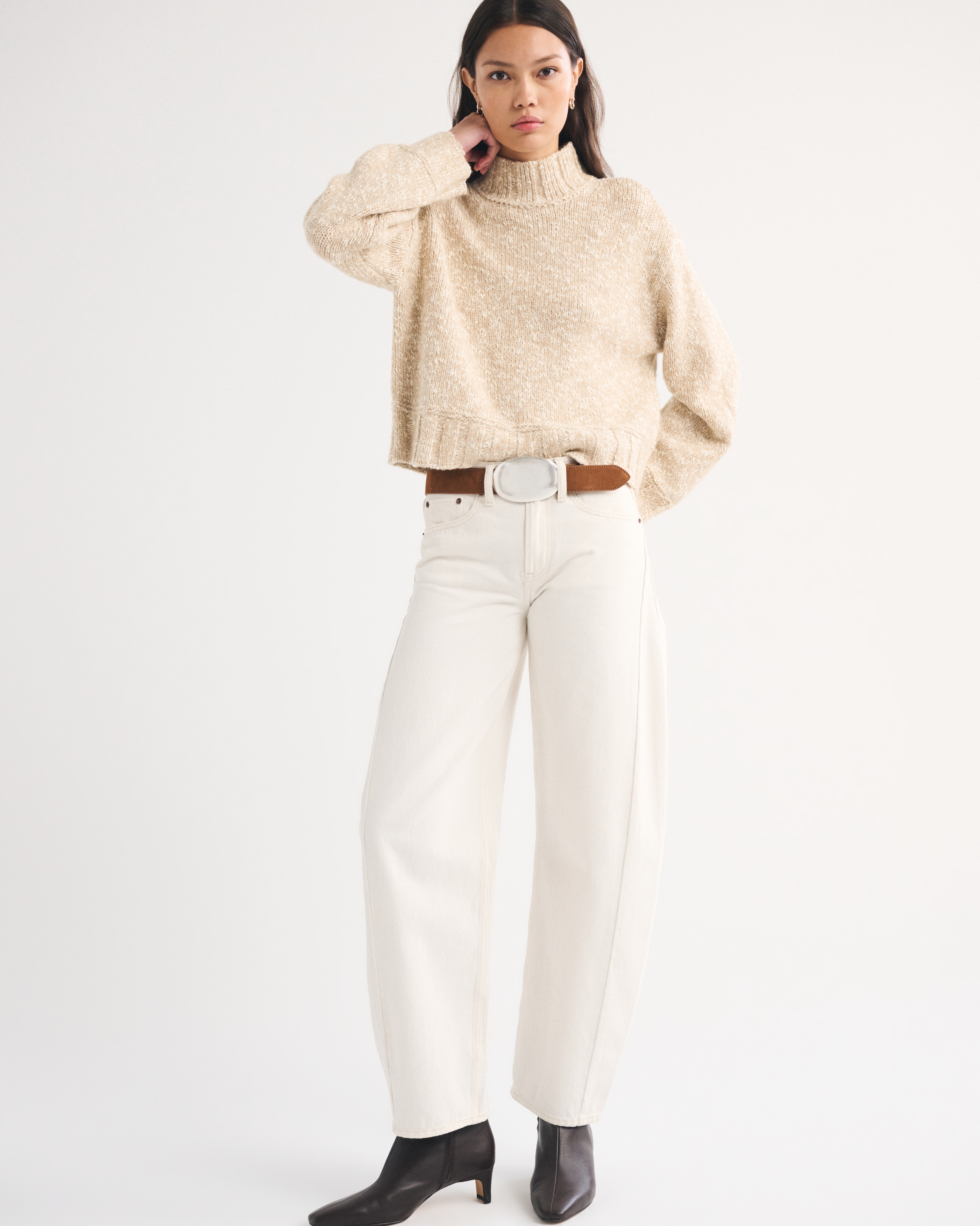 Женский свитер Abercrombie & Fitch Easy Jacquard Funnel Neck, цвет: Бежевый — фото 3