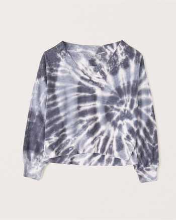 Women's Wash Effect Sharkbite V-Neck Sweatshirt | Women's Clearance | Abercrombie.com