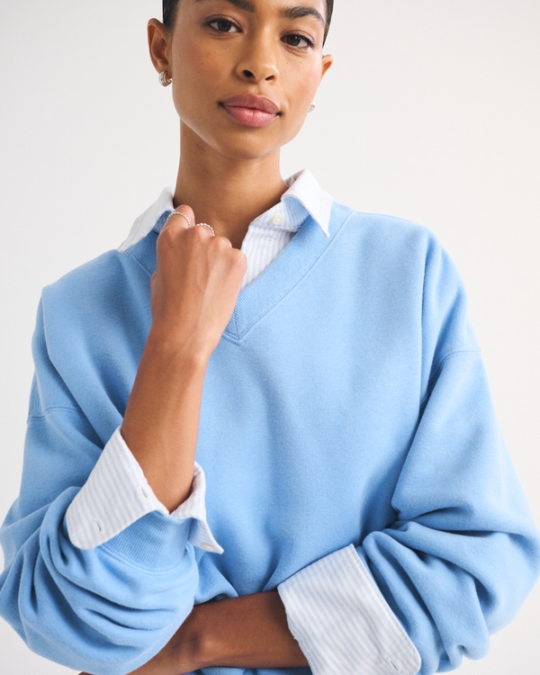 Women's Sunday V-Neck Sweatshirt | Women's Tops | Abercrombie.com