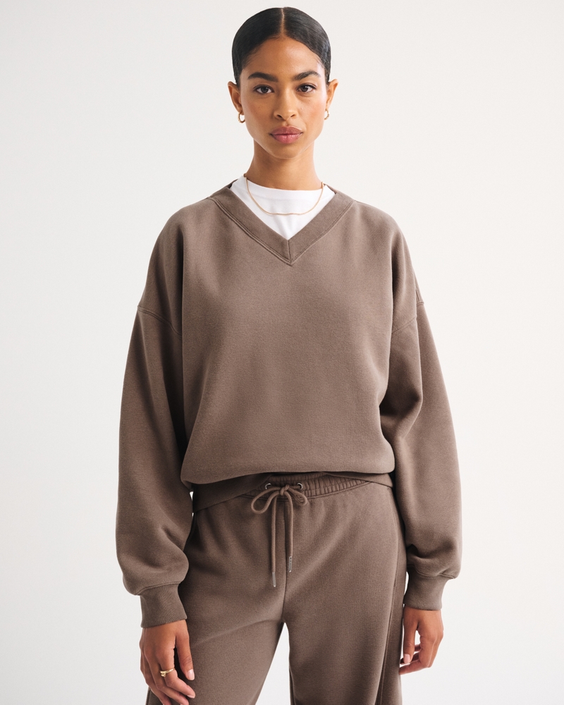Sunday V-Neck Sweatshirt - thumbnail 2