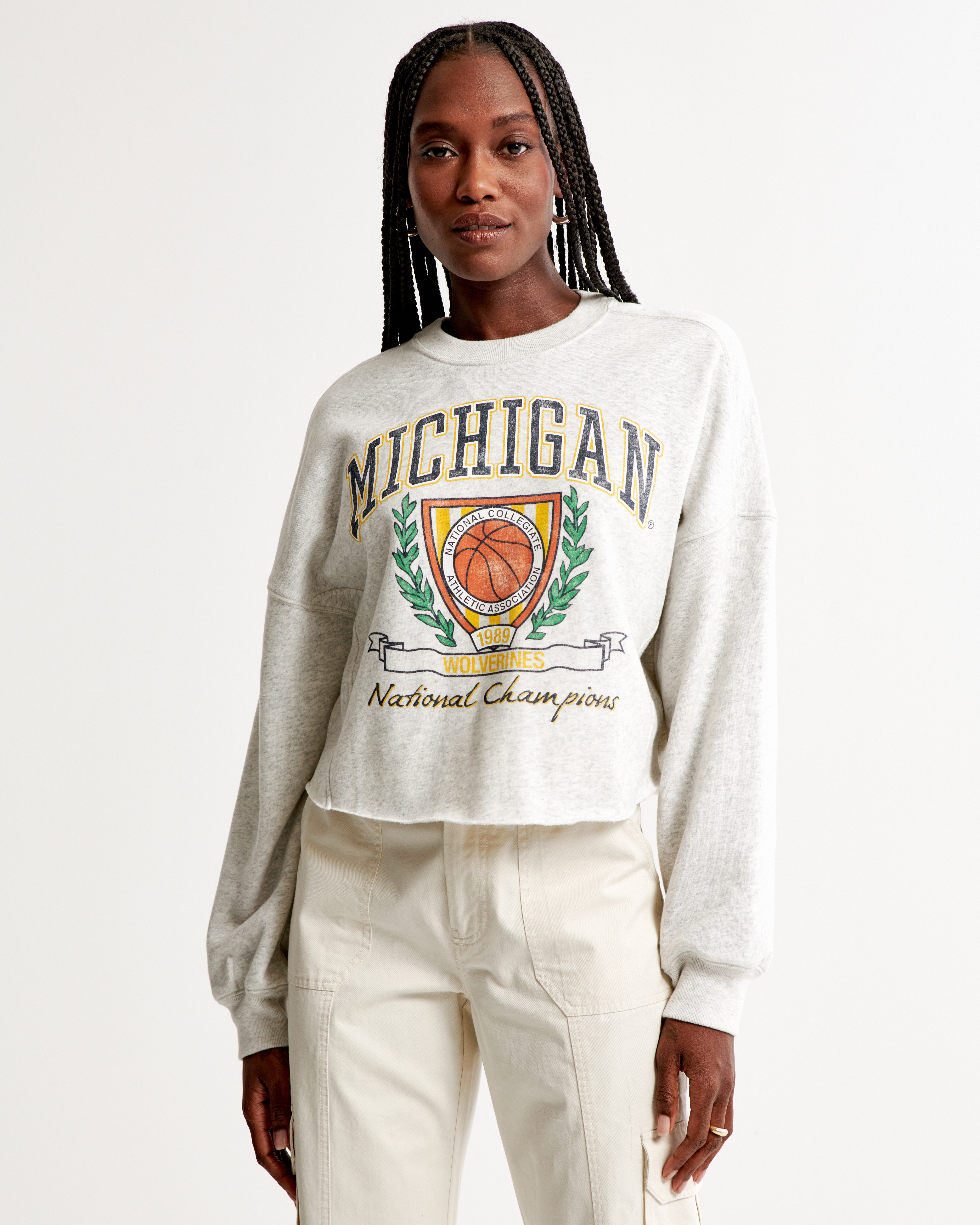 Mujer Sudadera con cuello redondo y recortes de Michigan College Mujer Prendas superiores Abercrombie