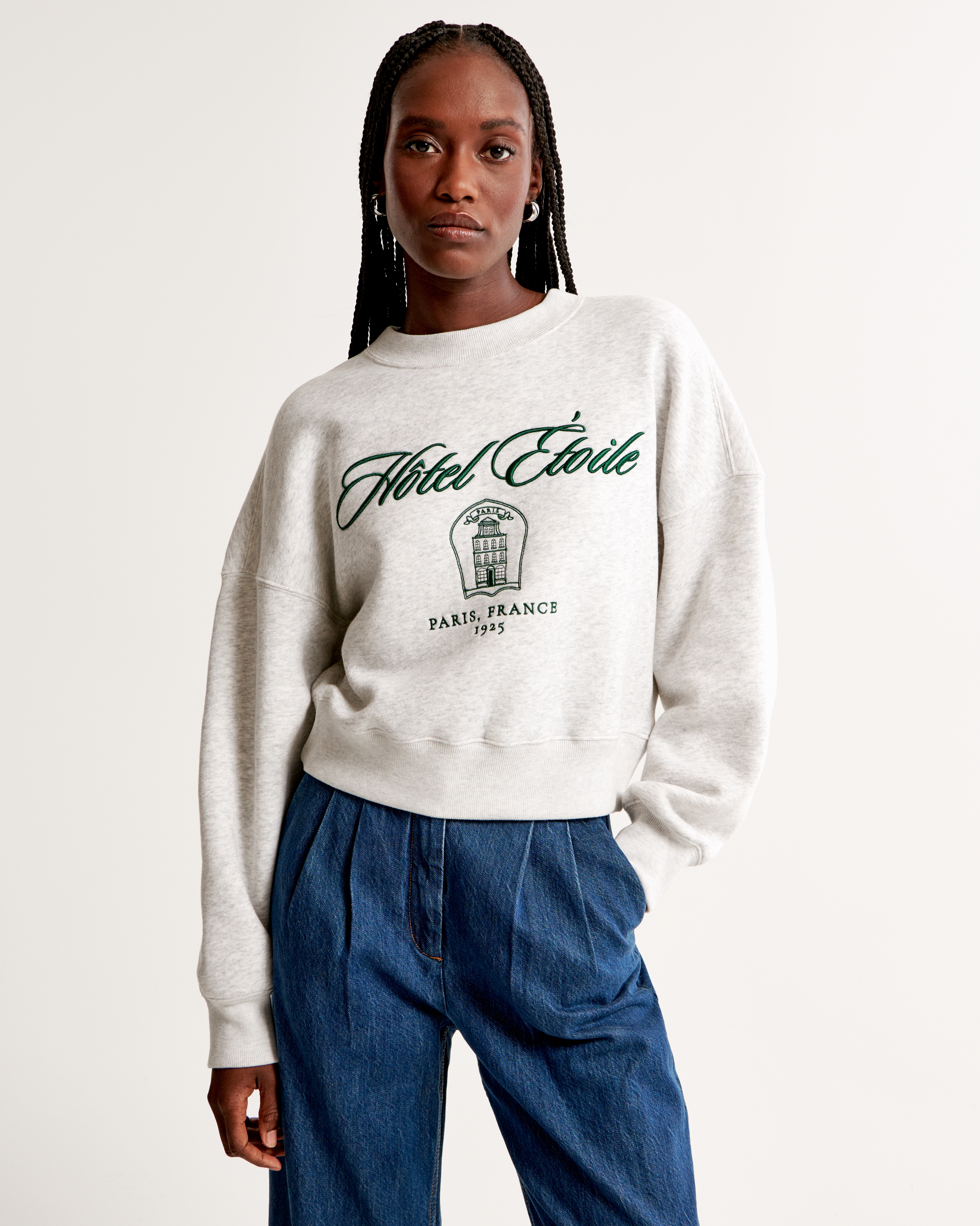 Women's Destination Crest Sunday Crew | Women's Tops | Abercrombie.com