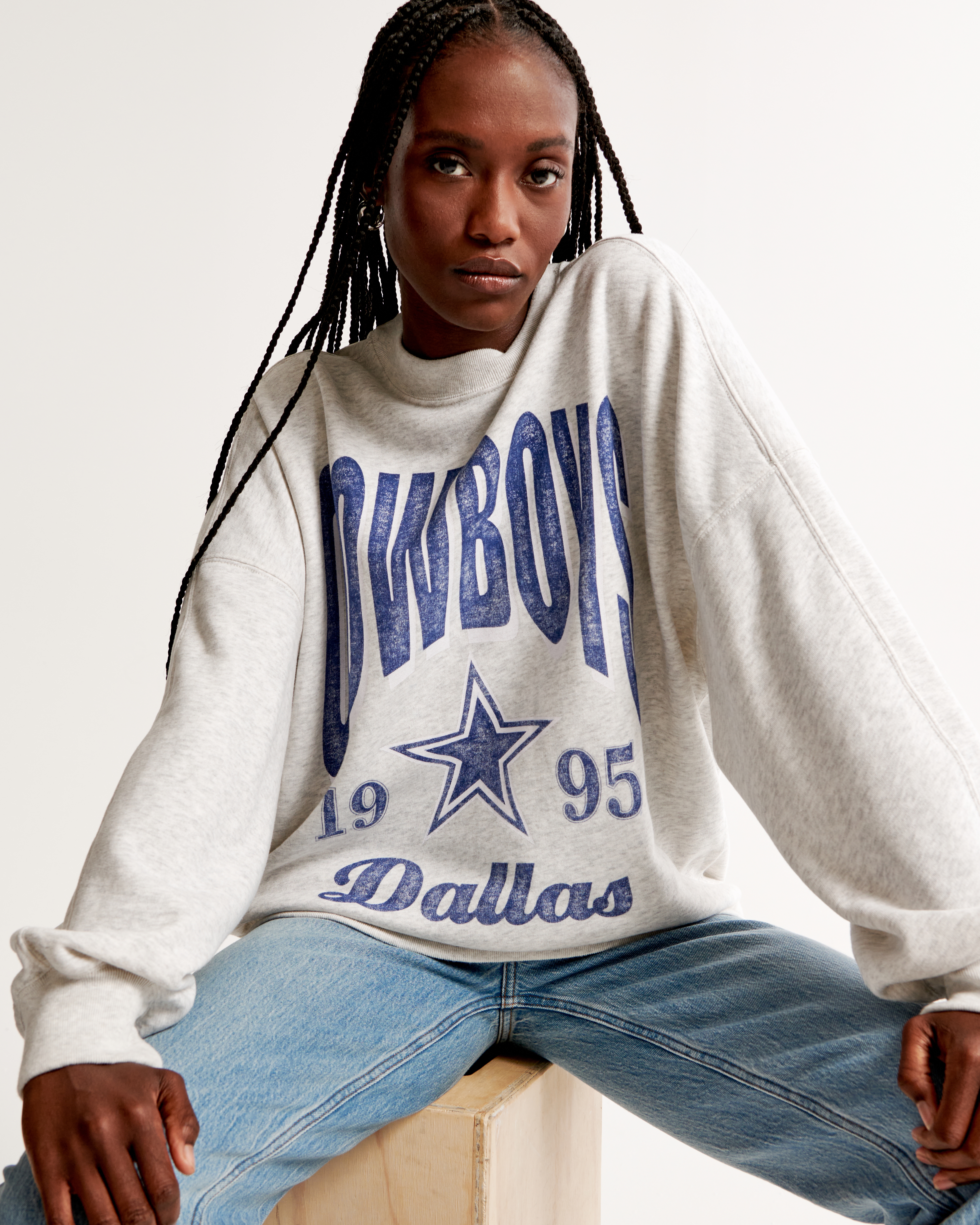 Abercrombie & Fitch Dallas Cowboys Graphic Oversized Sunday Crew In Neutral