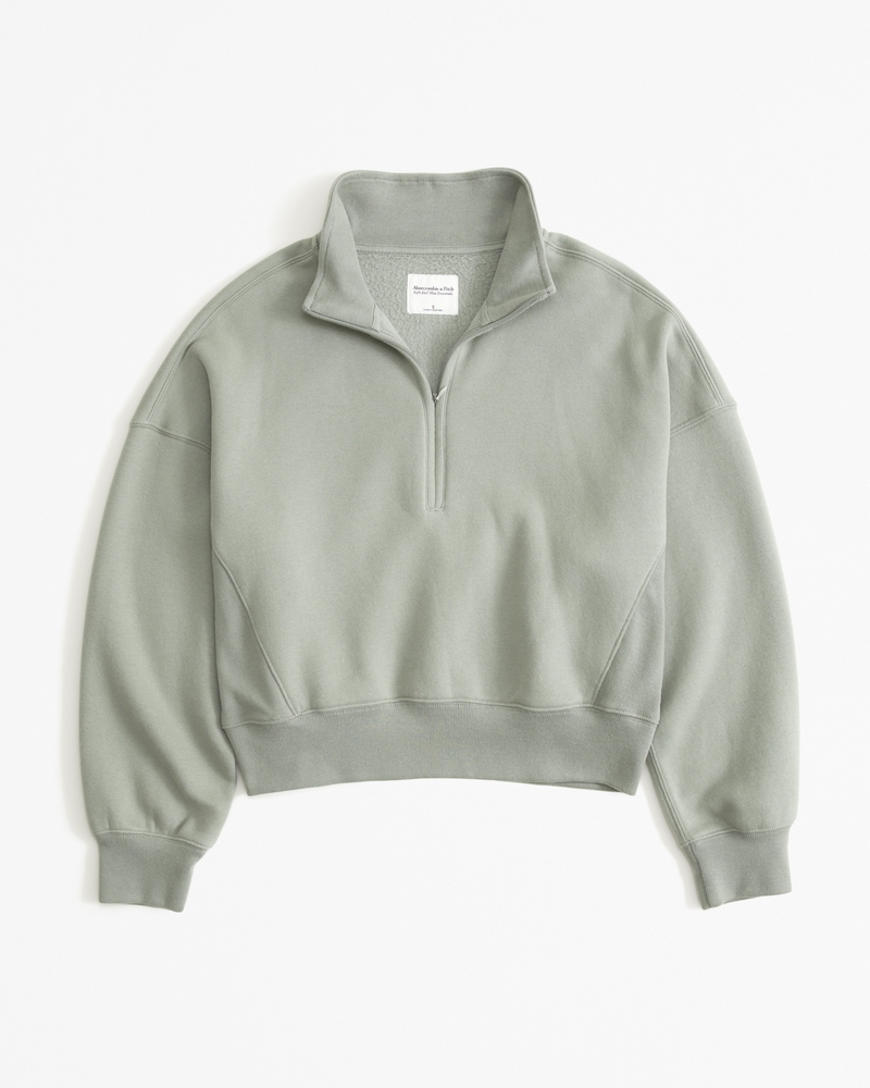 Everlane's Newest Product Takes Lounging to the Next Level