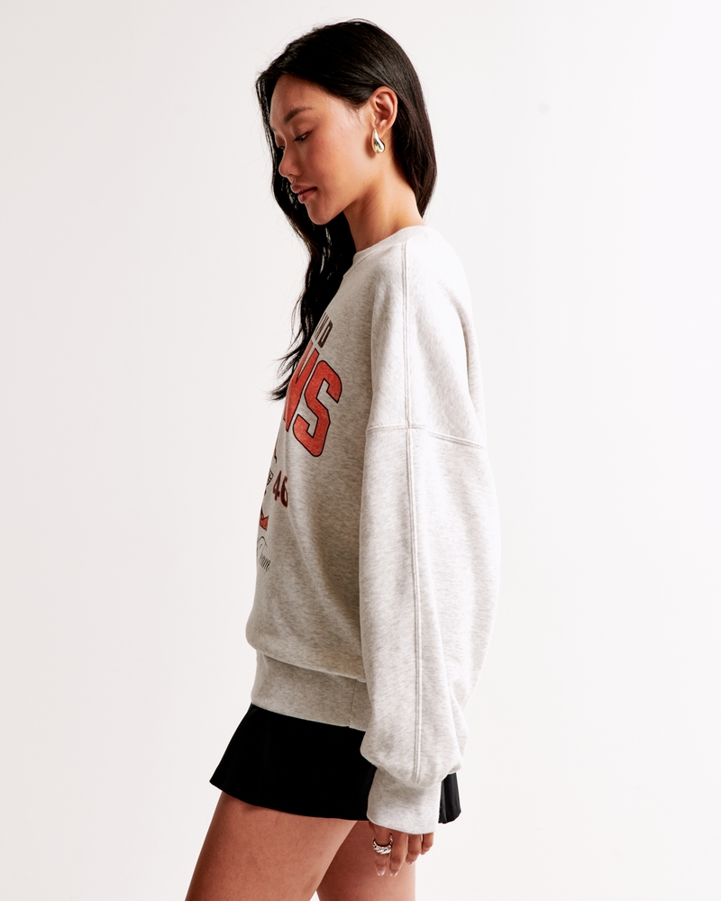 Cleveland Browns Graphic Oversized Sunday Crew