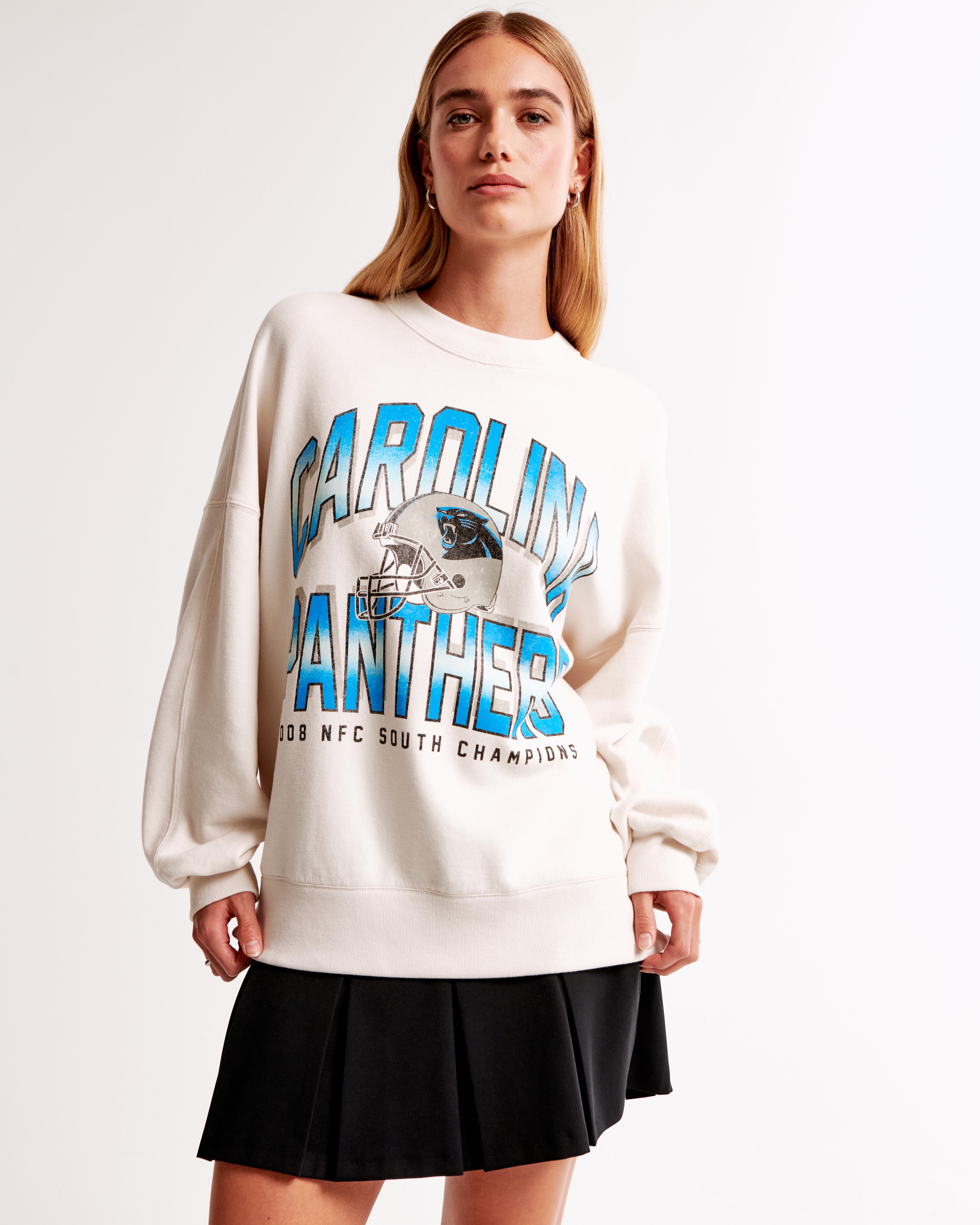Abercrombie & Fitch Carolina Panthers Graphic Oversized Sunday Crew