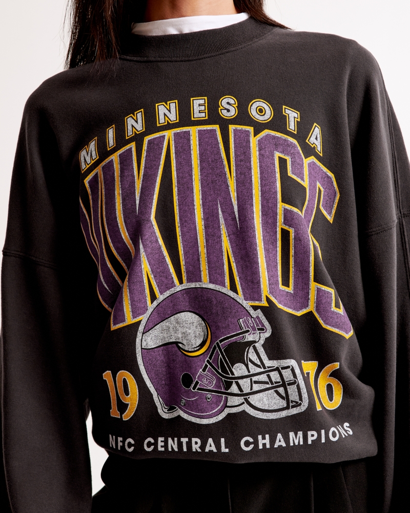 Minnesota Vikings Graphic Oversized Sunday Crew