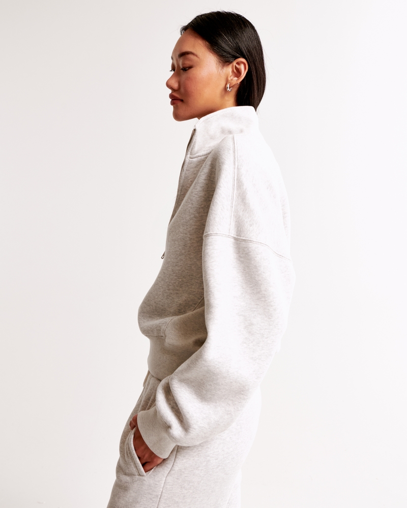 Essential Sunday Half-Zip