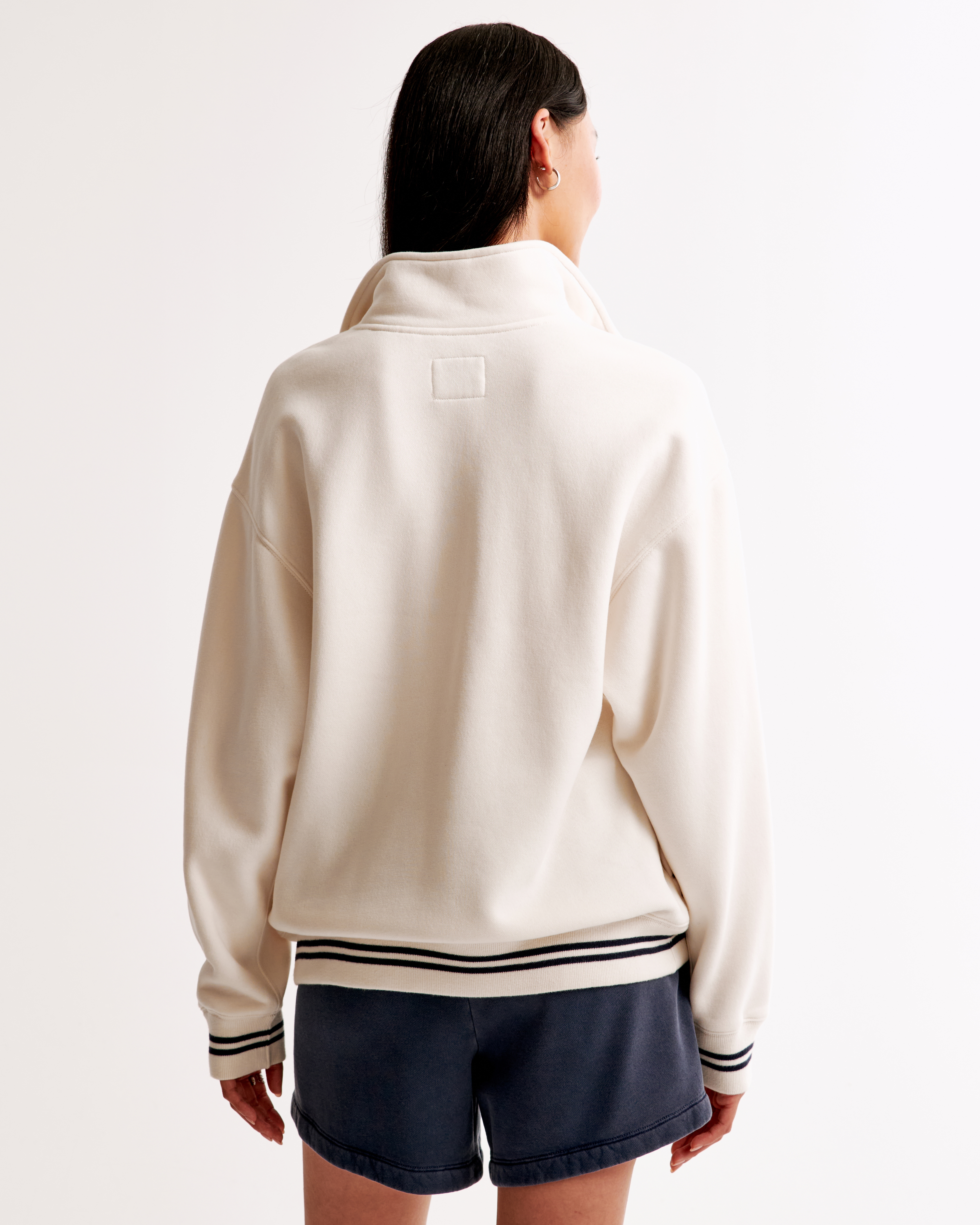 Abercrombie & Fitch Destination Vintage Sunday Half-Zip