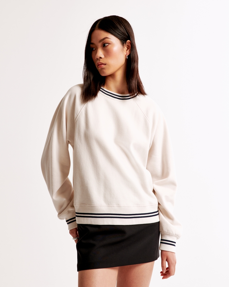 Essential Raglan Classic Sunday Crew