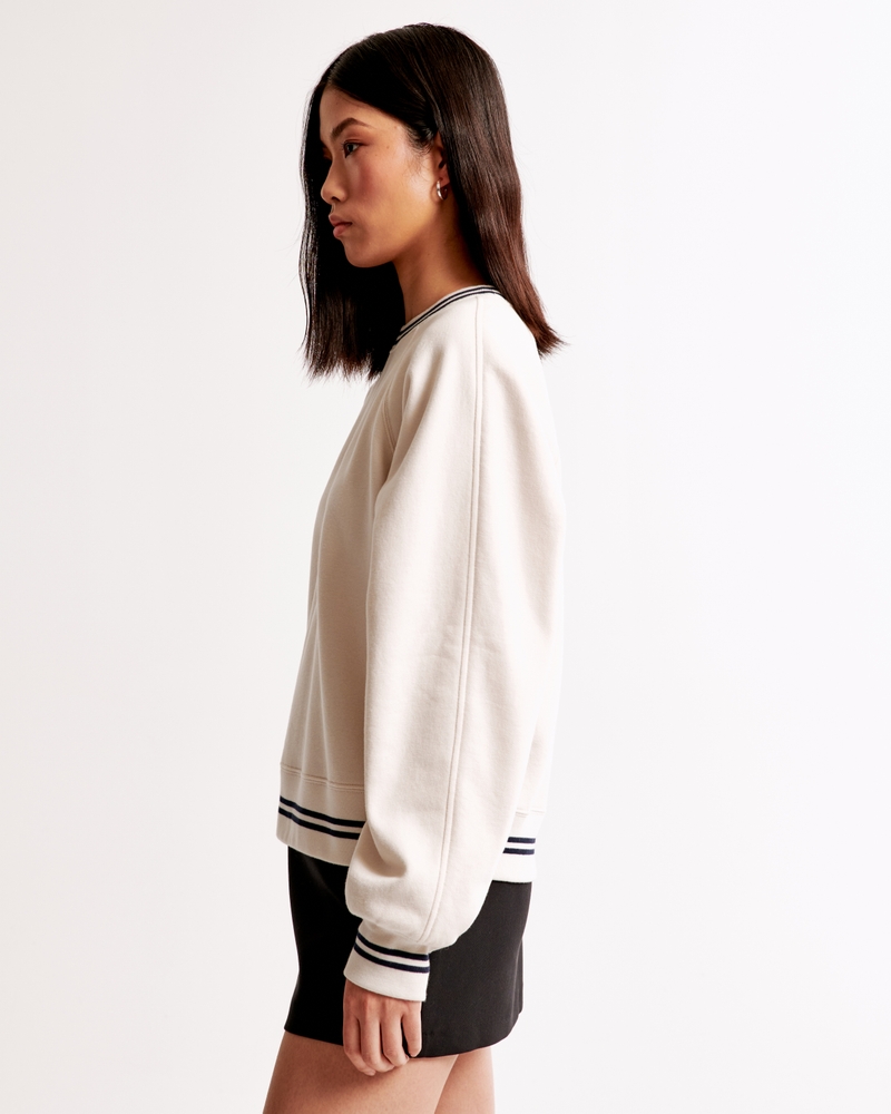 Essential Raglan Classic Sunday Crew