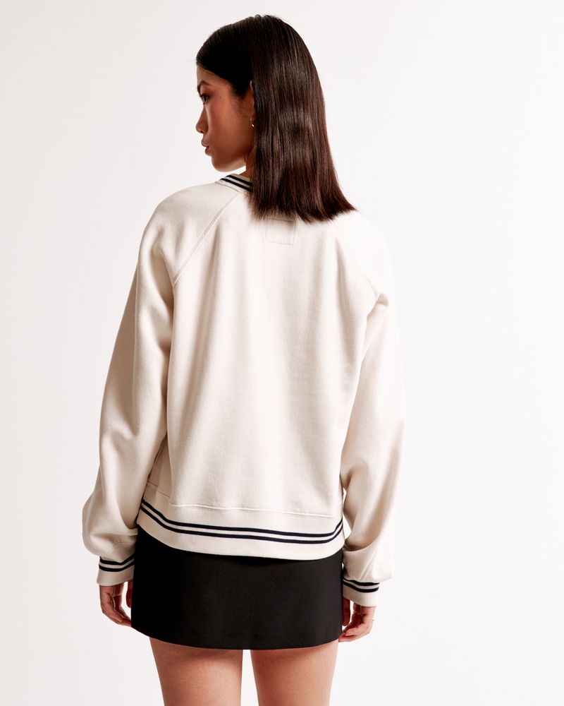 Essential Raglan Classic Sunday Crew
