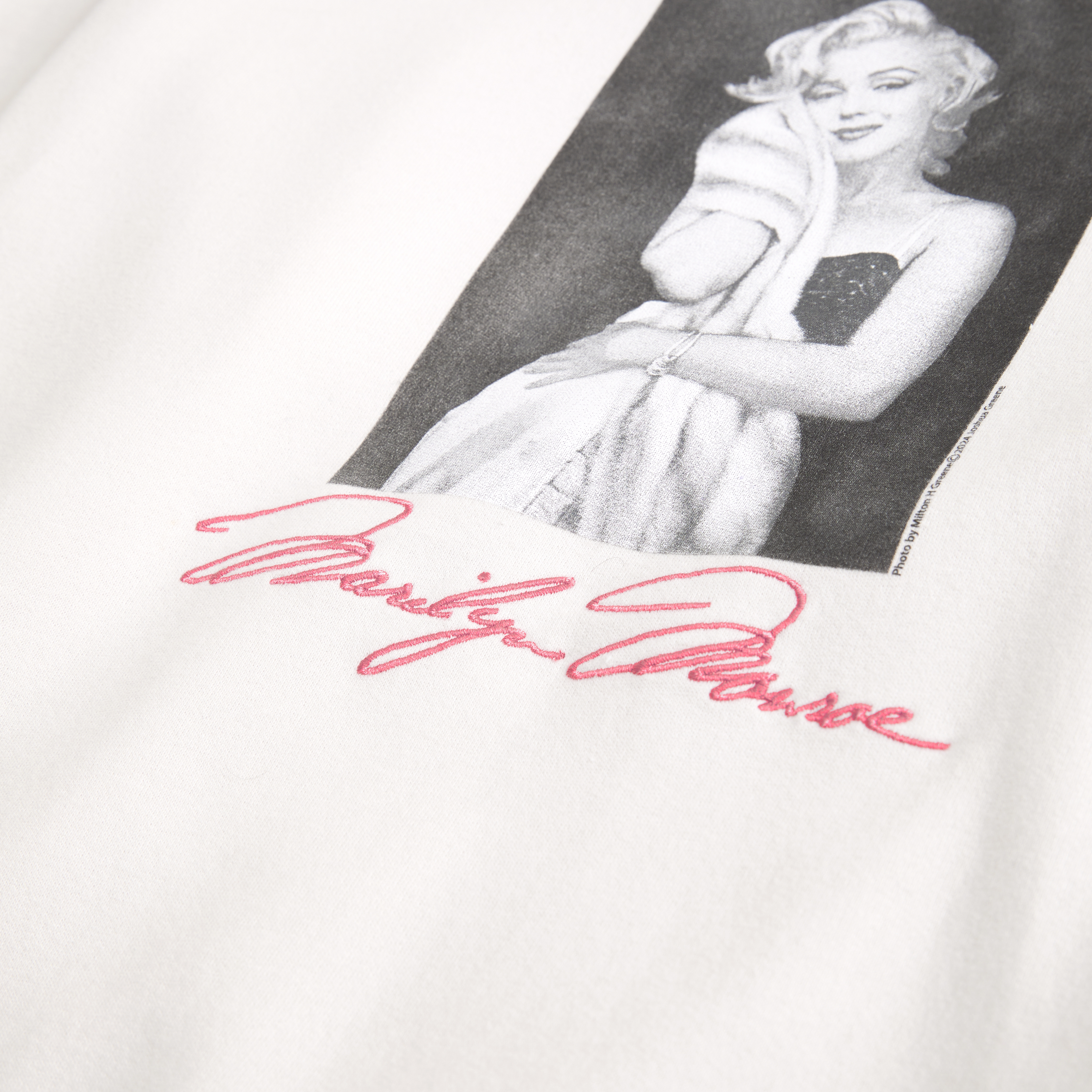 Women's Marilyn Monroe Vintage Sunday Crew | Women's Tops