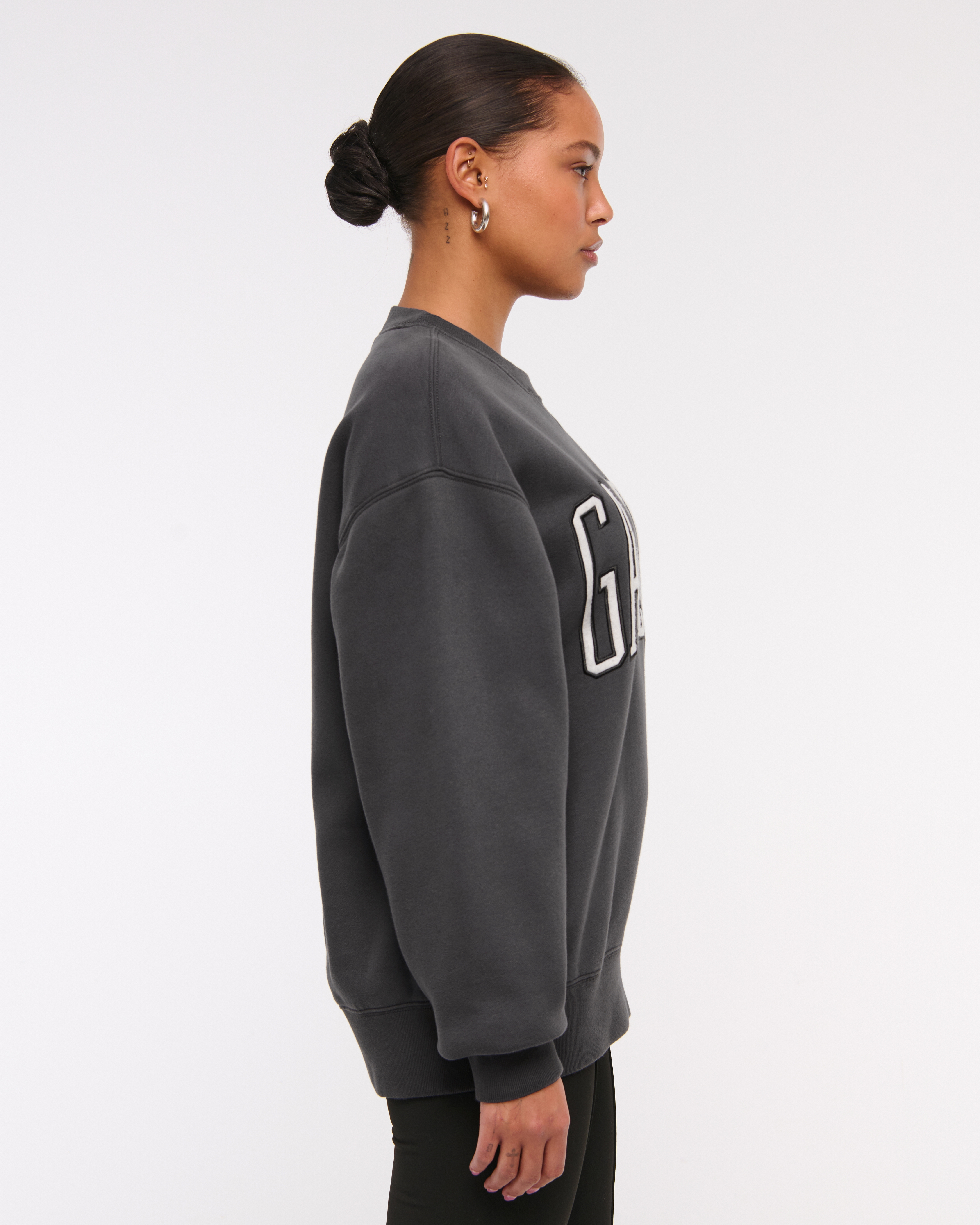 【UMBRO】 ★ Late Checkout Waffle S/S Collar Sweatshirt ★ Women's Go Sports Vintage Sunday Crew | Women's Tops