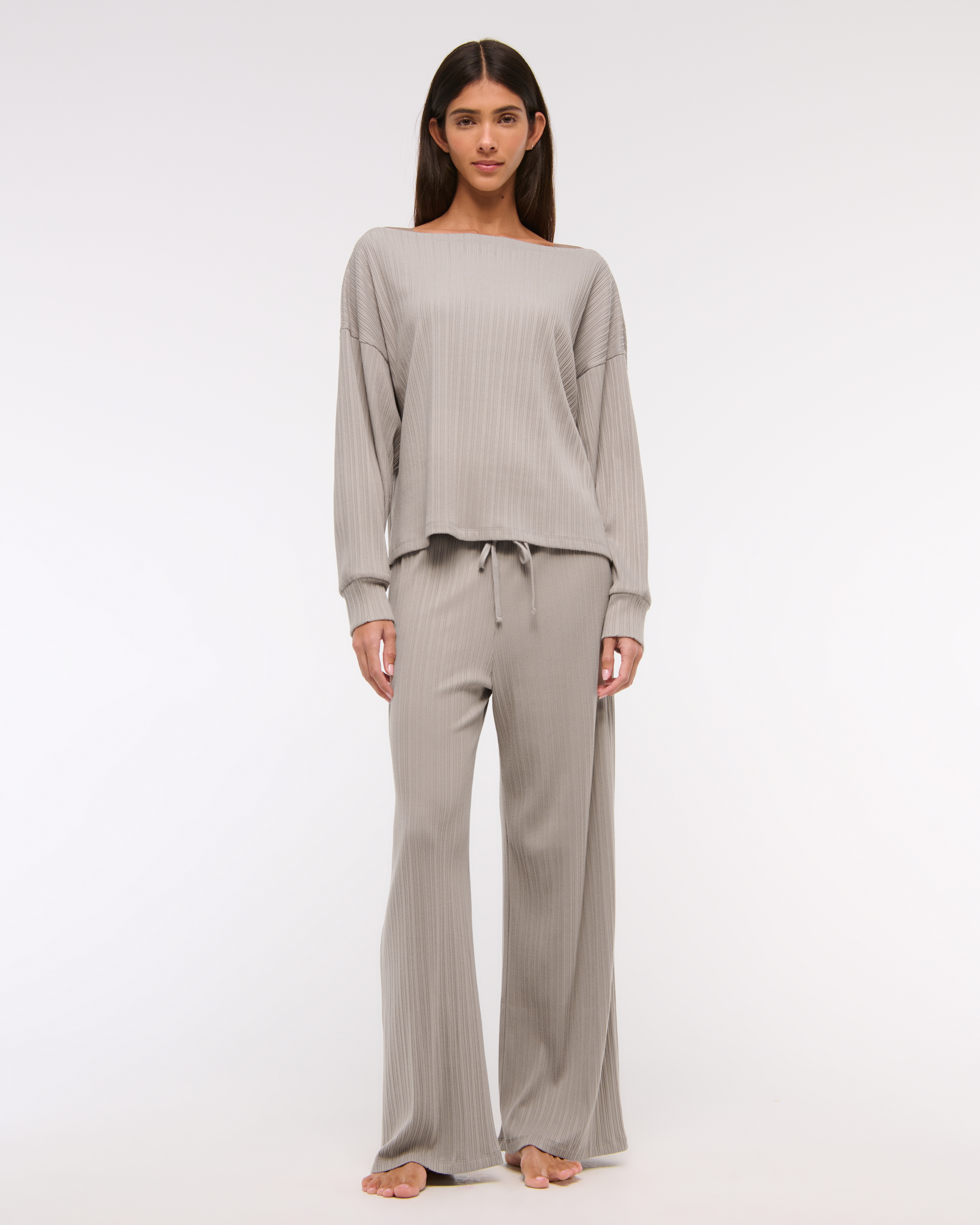 Abercrombie & Fitch Long-sleeve Lounge Wide Rib Slash Top In Sand