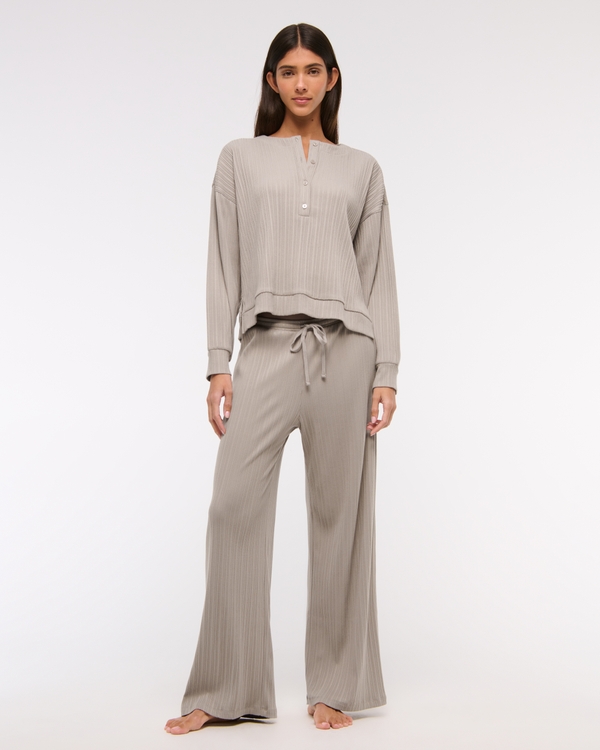 Lounge Wide Rib Henley Sweatshirt