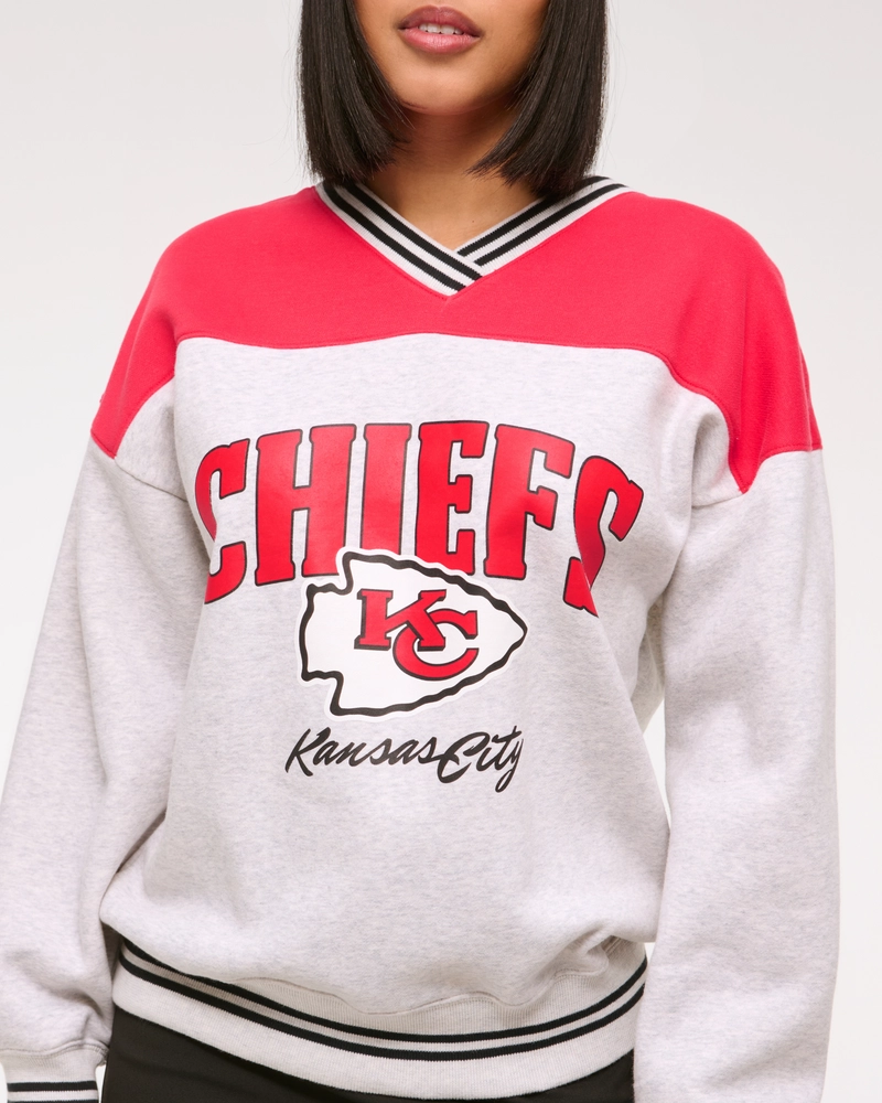 Kansas City Chiefs Graphic Vintage Sunday Crew