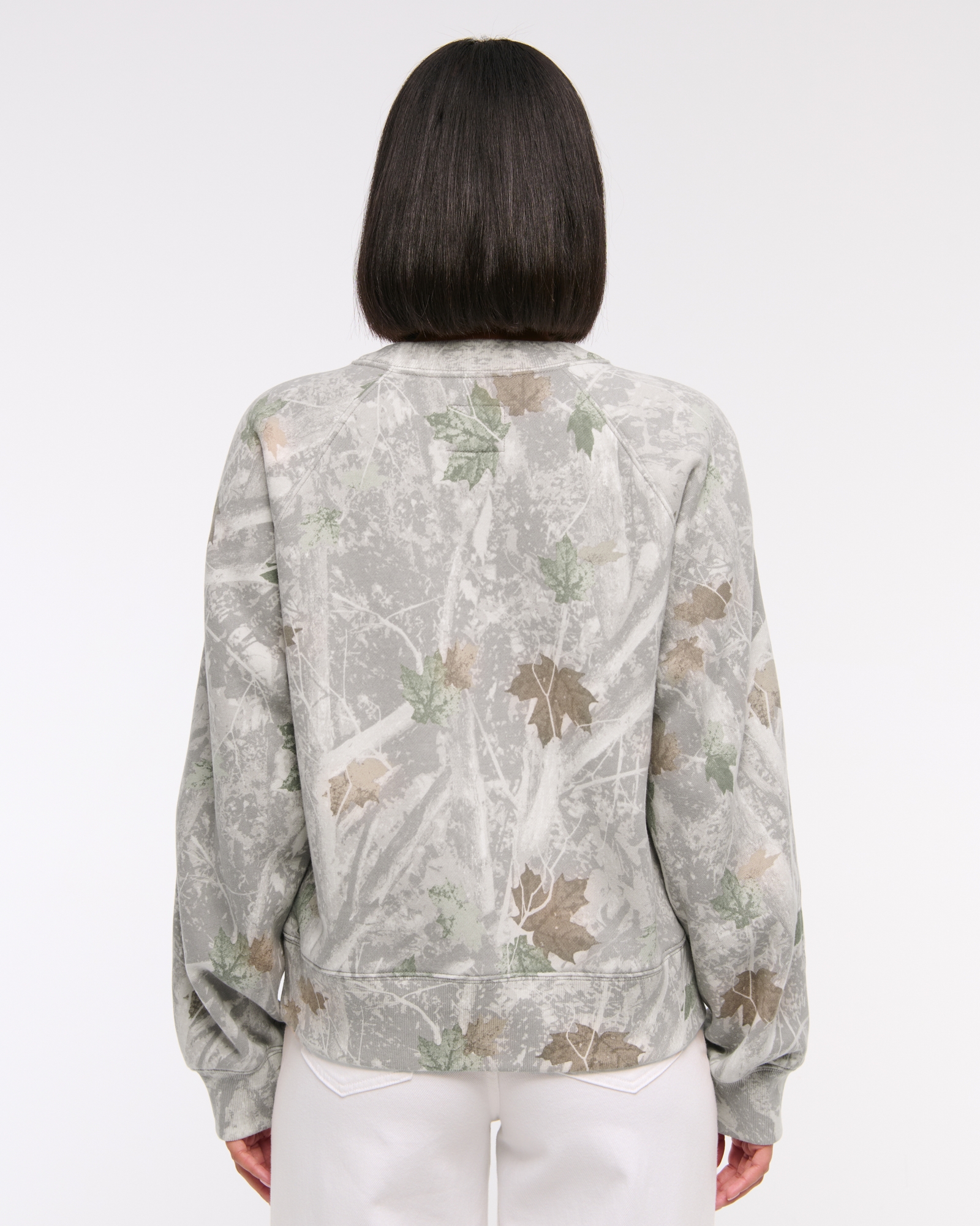 Raglan Classic Sunday Crew