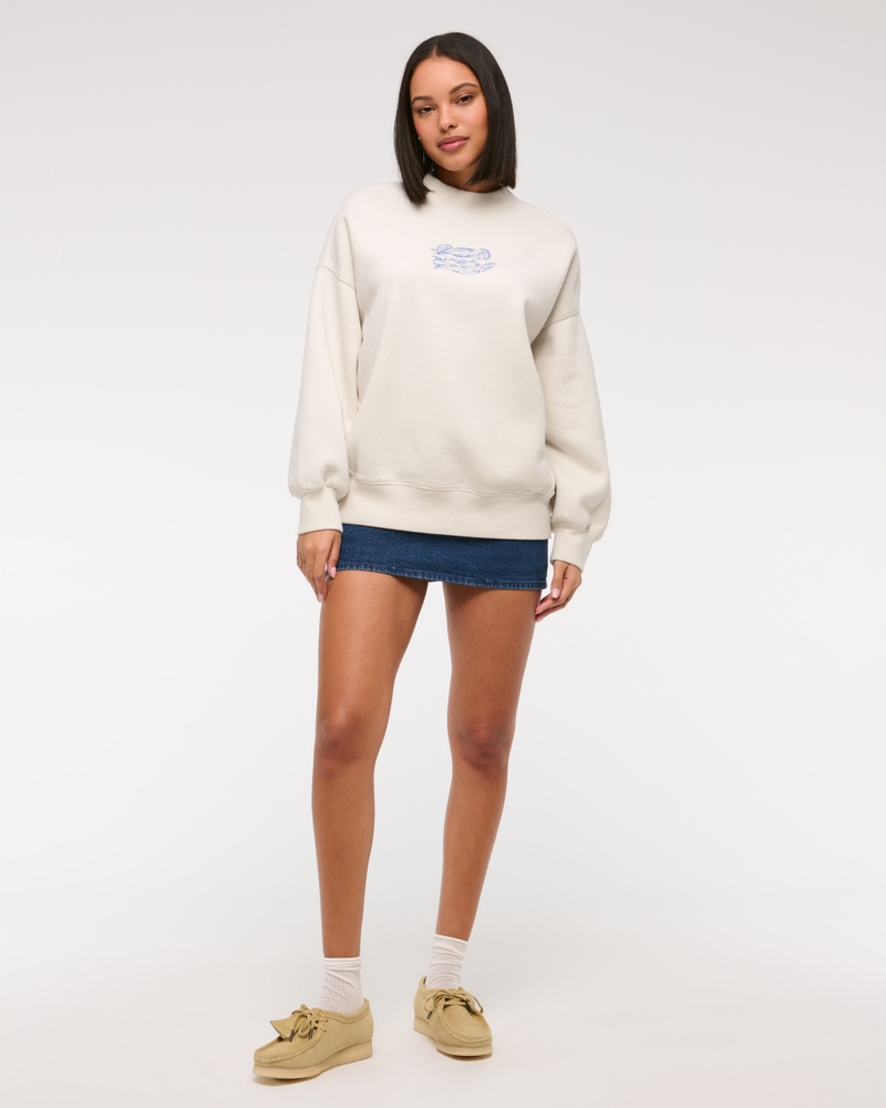 Beach Graphic Oversized Sunday Crew