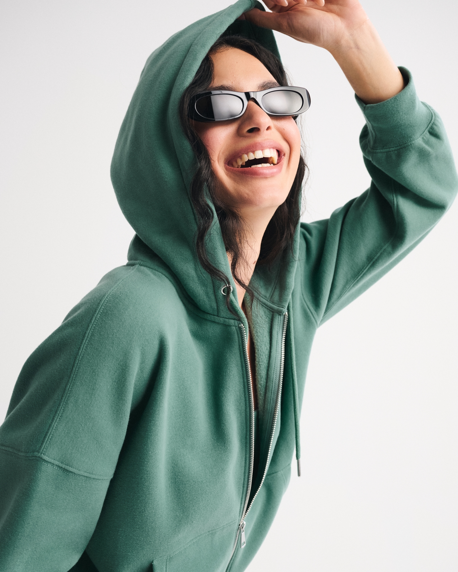 Essential Sunday Hooded Full-Zip