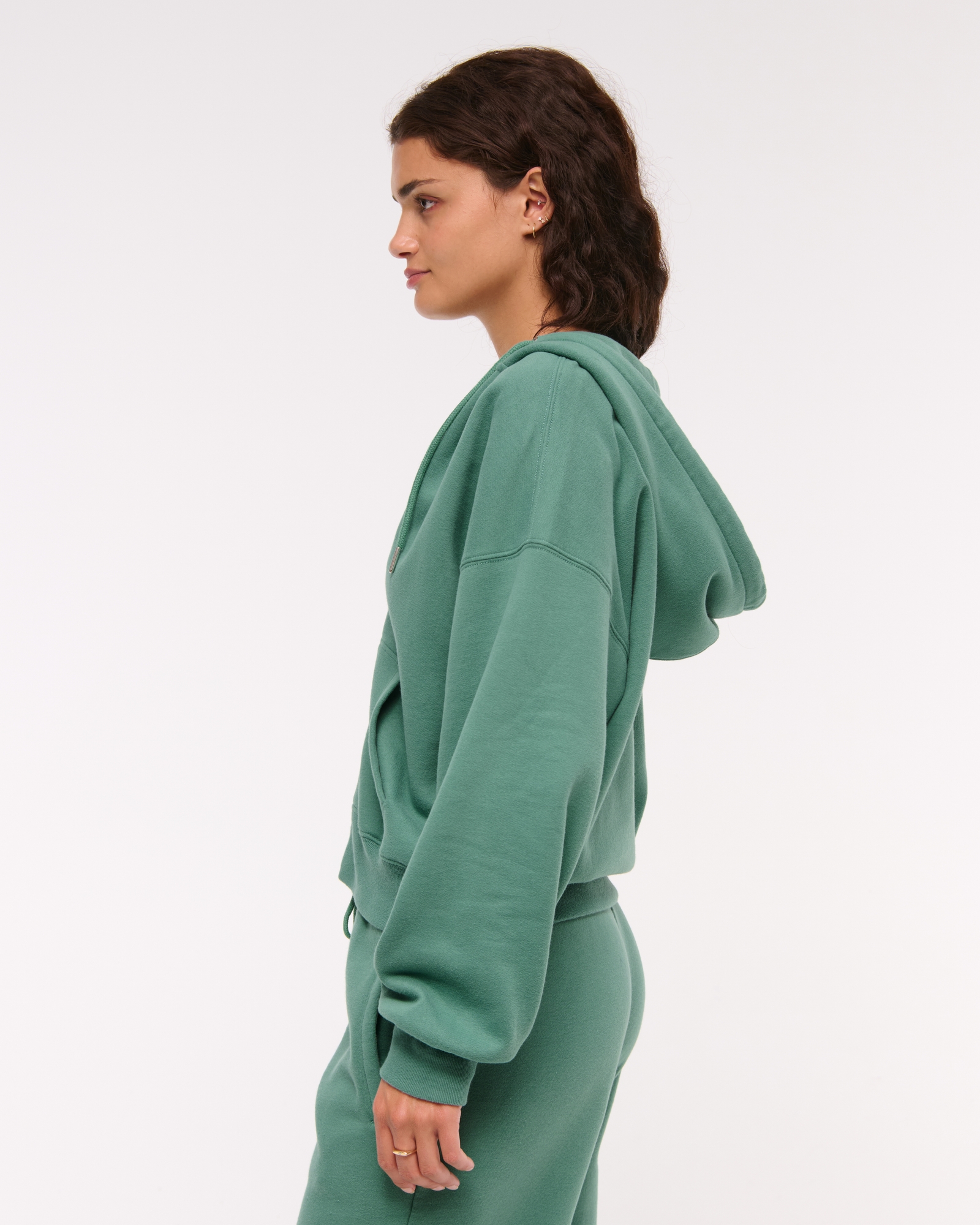 Essential Sunday Hooded Full-Zip