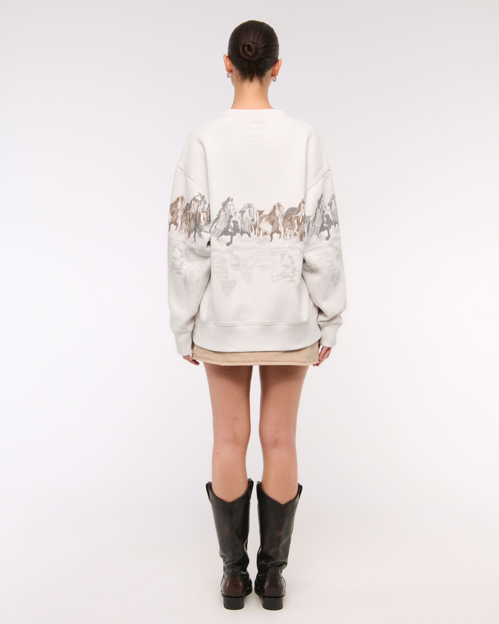 Horses Graphic Oversized Sunday Crew