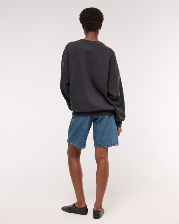 select to zoom model image