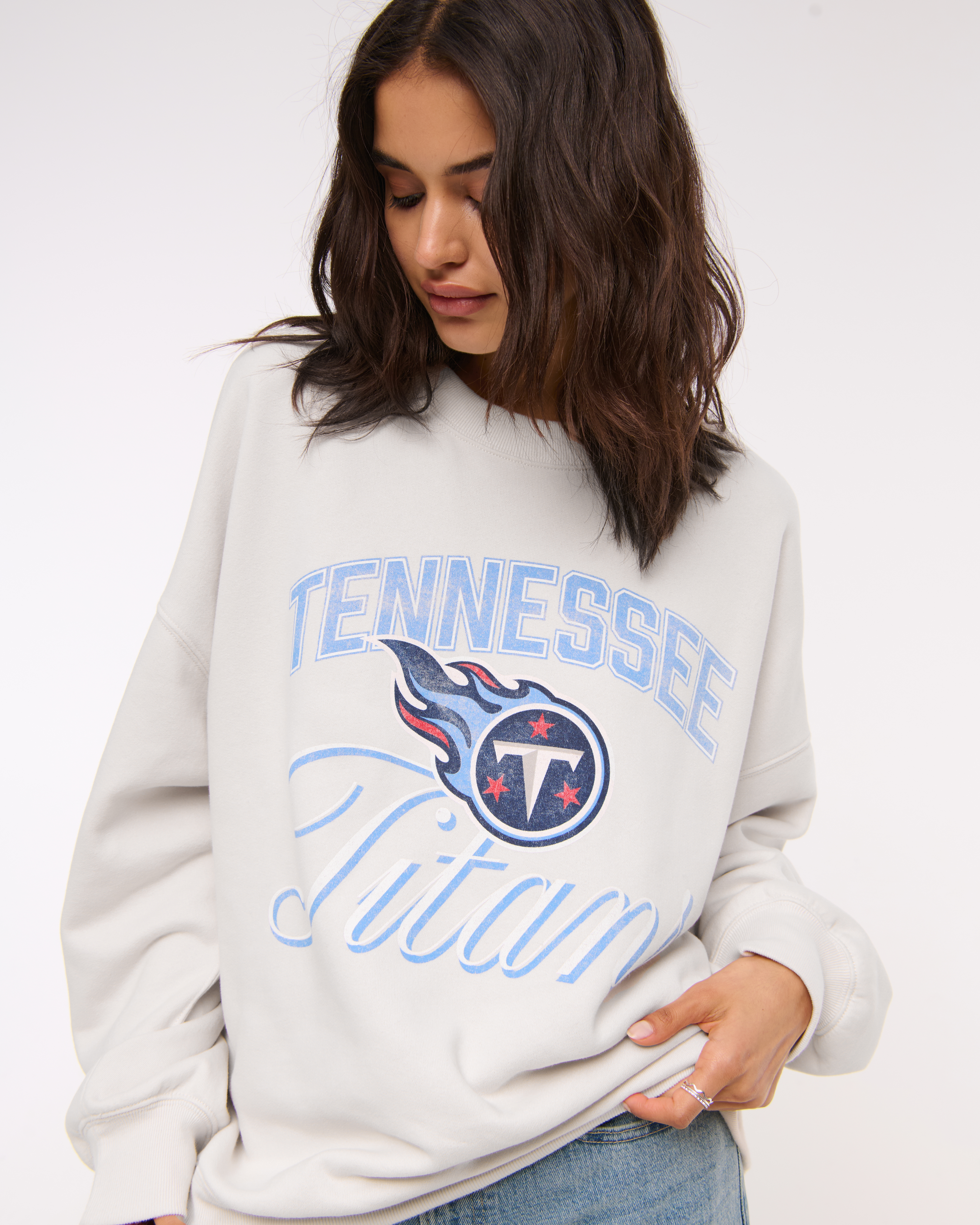 Abercrombie & Fitch Tennessee Titans  Sunday Crew