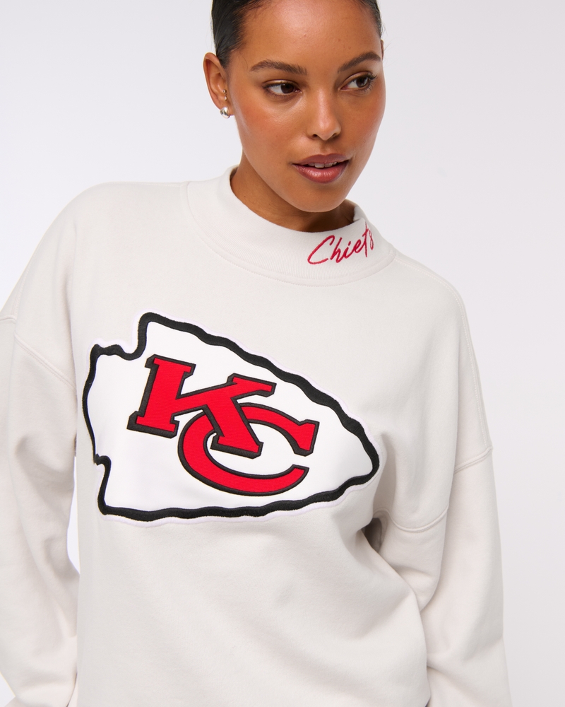 Kansas City Chiefs Sunday Mockneck Crew