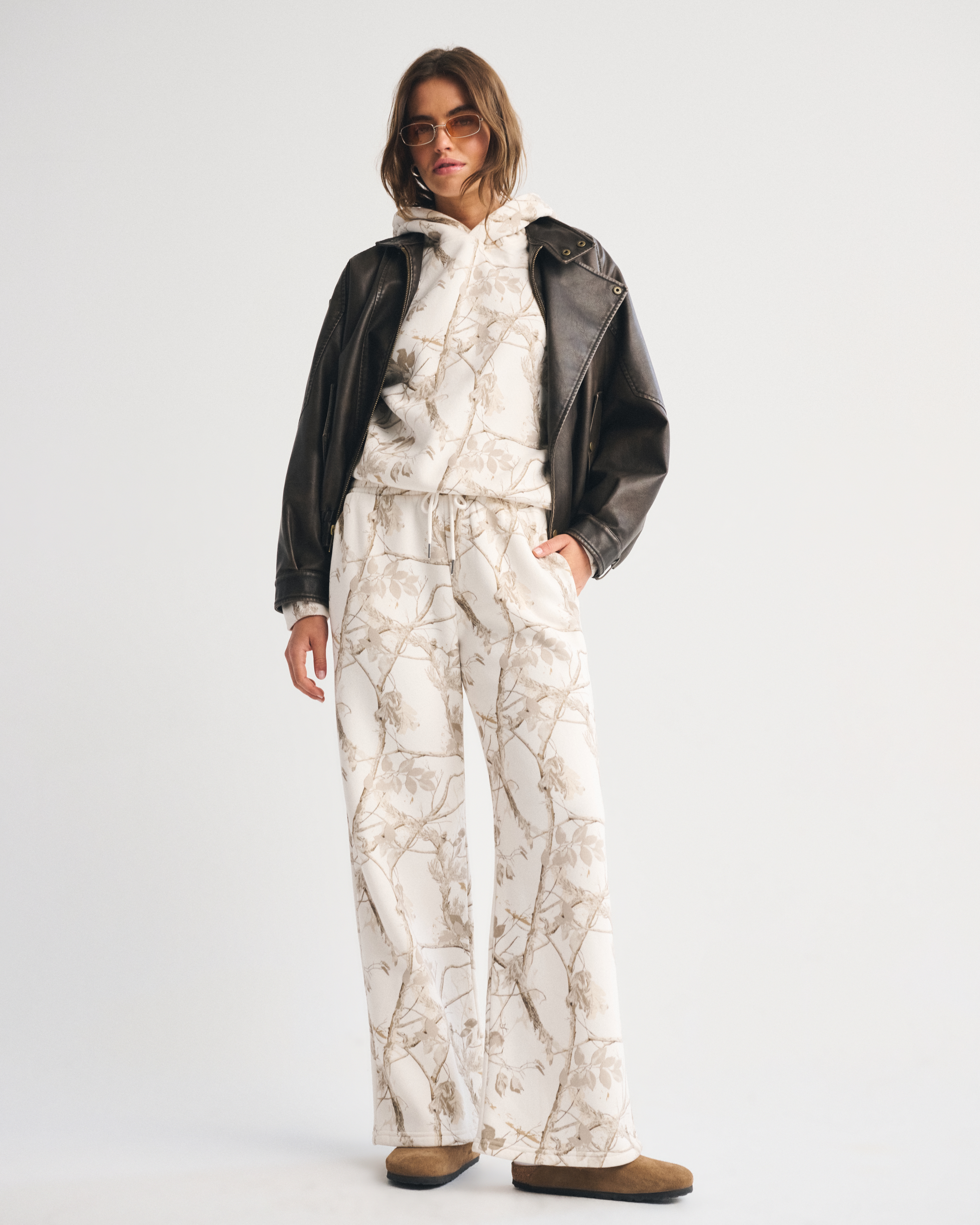 Abercrombie & Fitch Sunday Hoodie