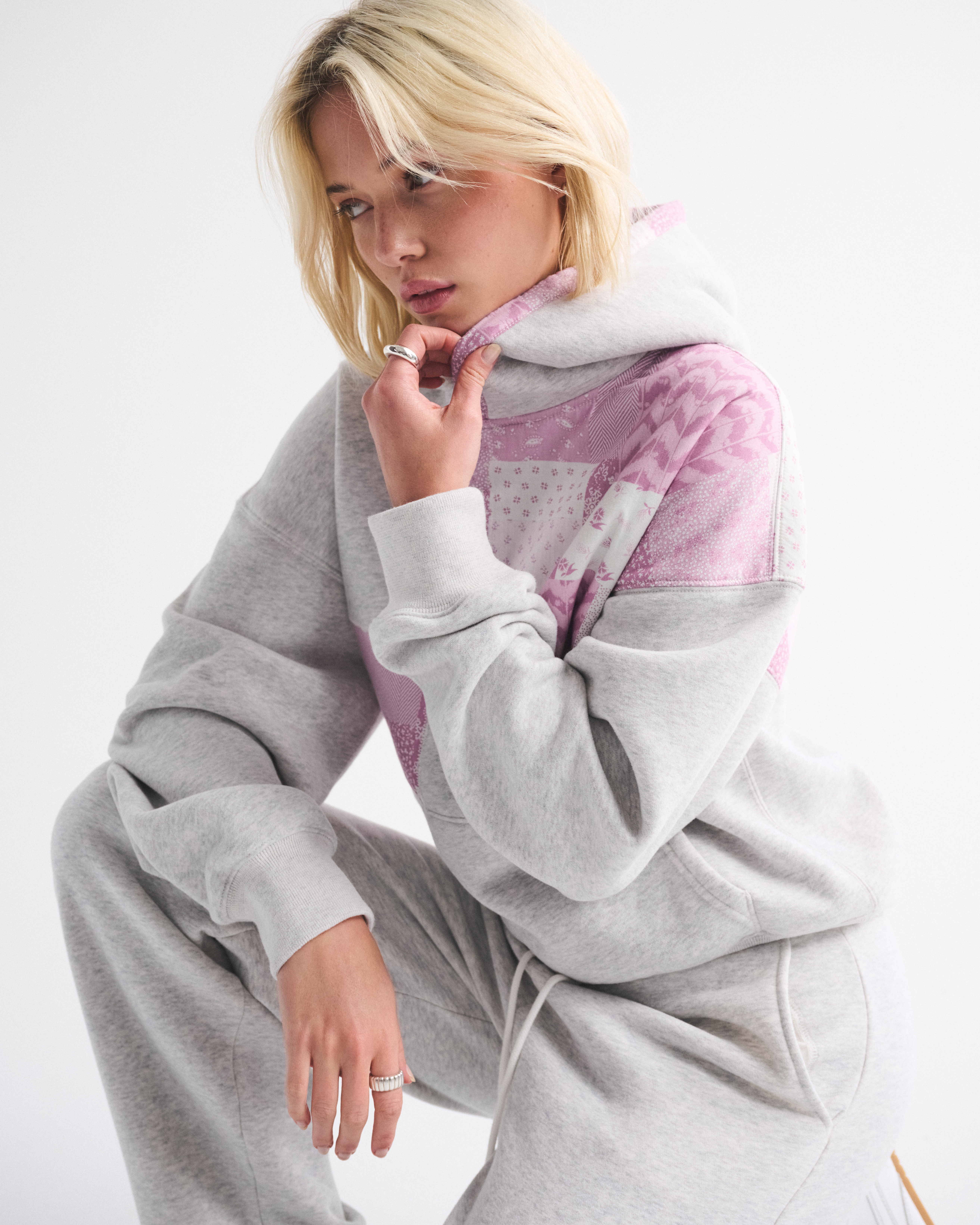 Abercrombie & Fitch Sunday Hoodie