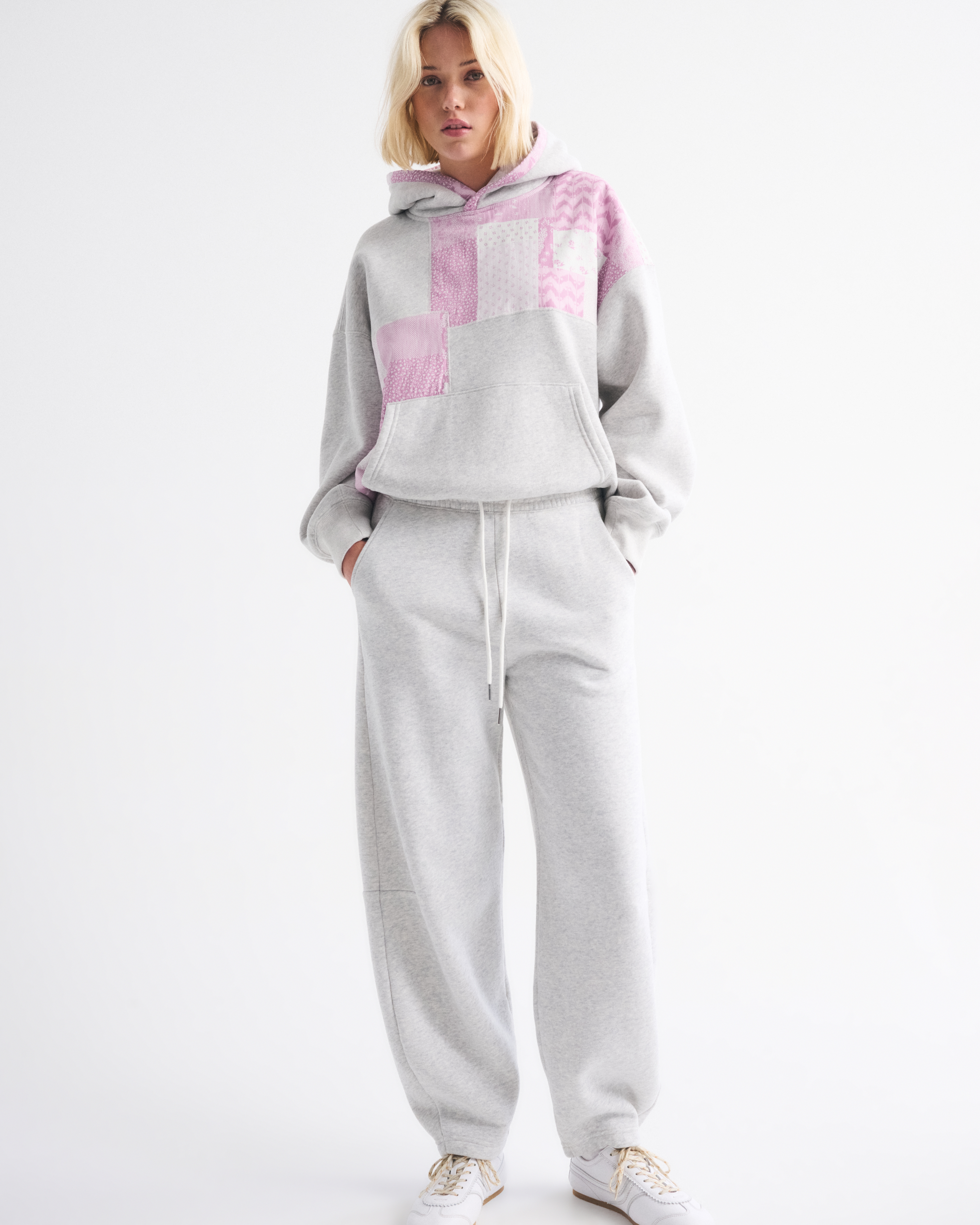 Abercrombie & Fitch Sunday Hoodie