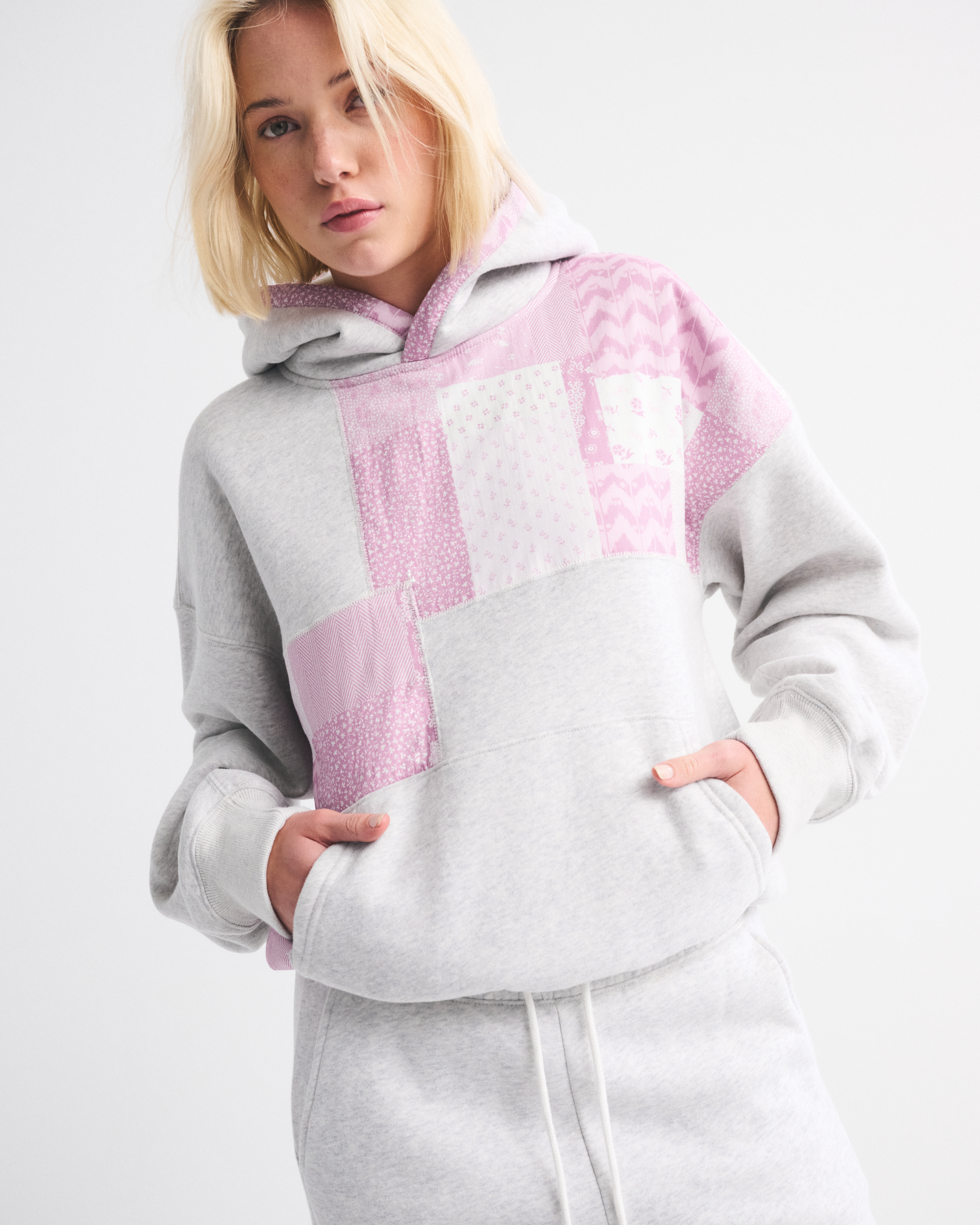 Abercrombie & Fitch Sunday Hoodie