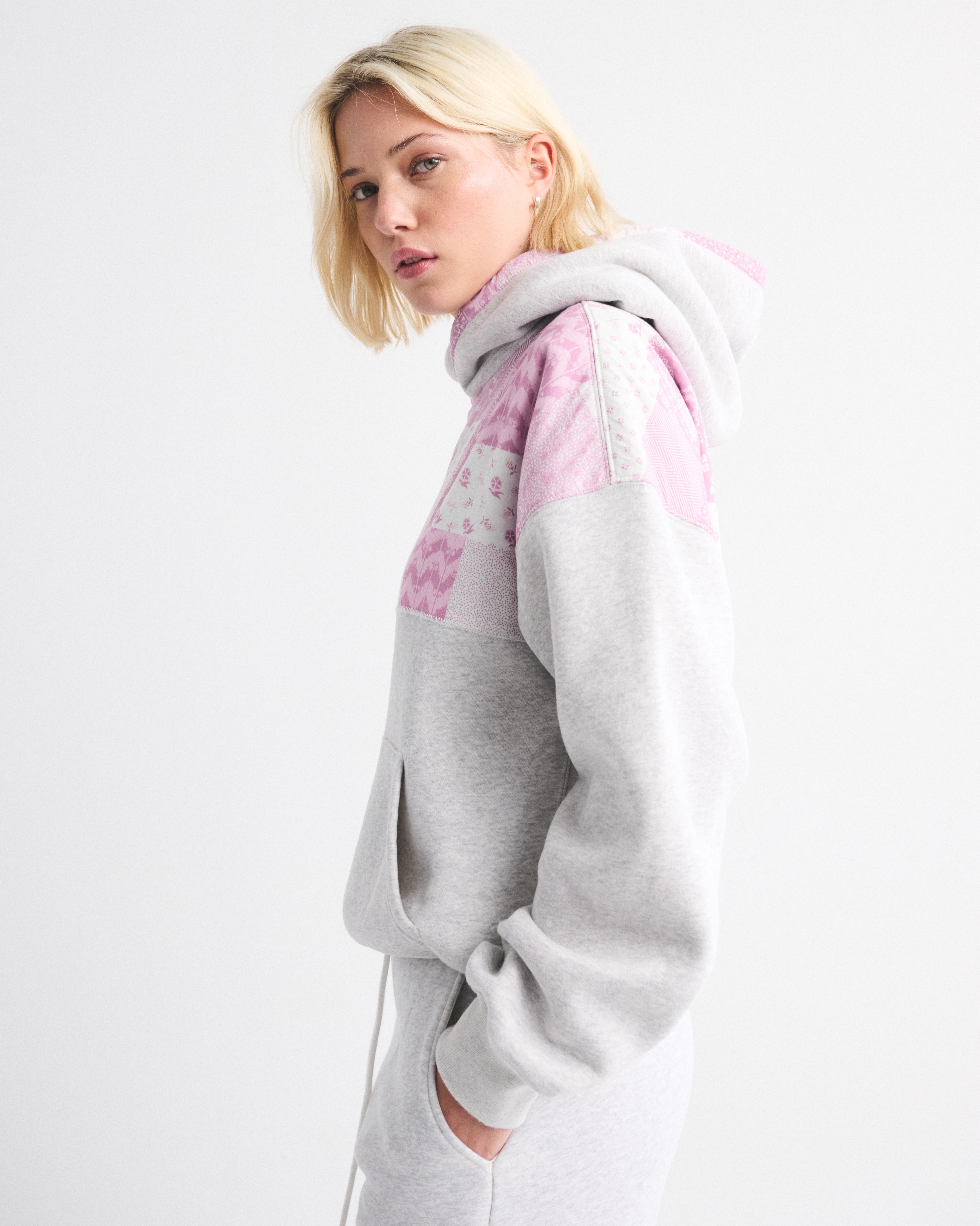 Abercrombie & Fitch Sunday Hoodie