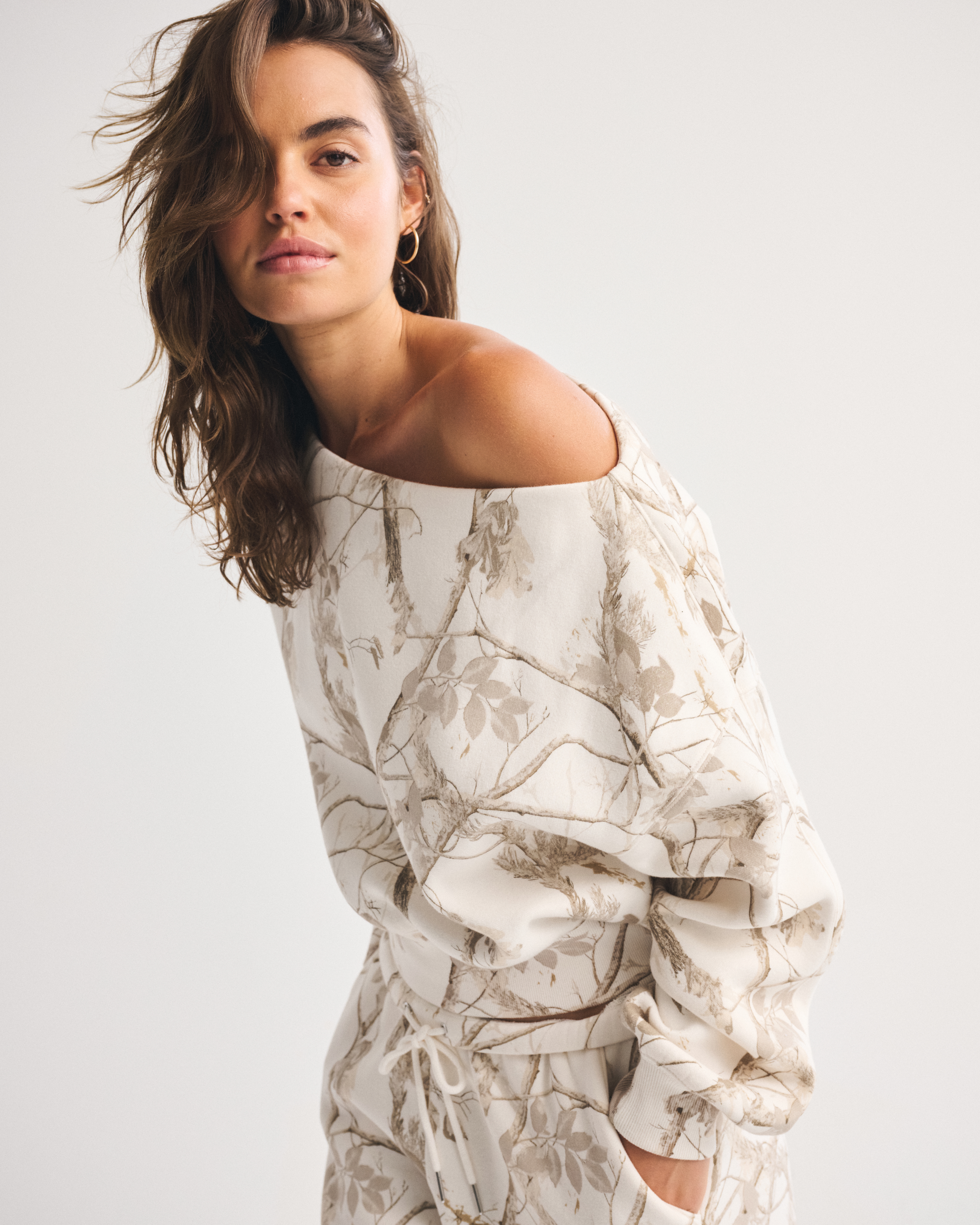 Abercrombie & Fitch Sunday Slash Top