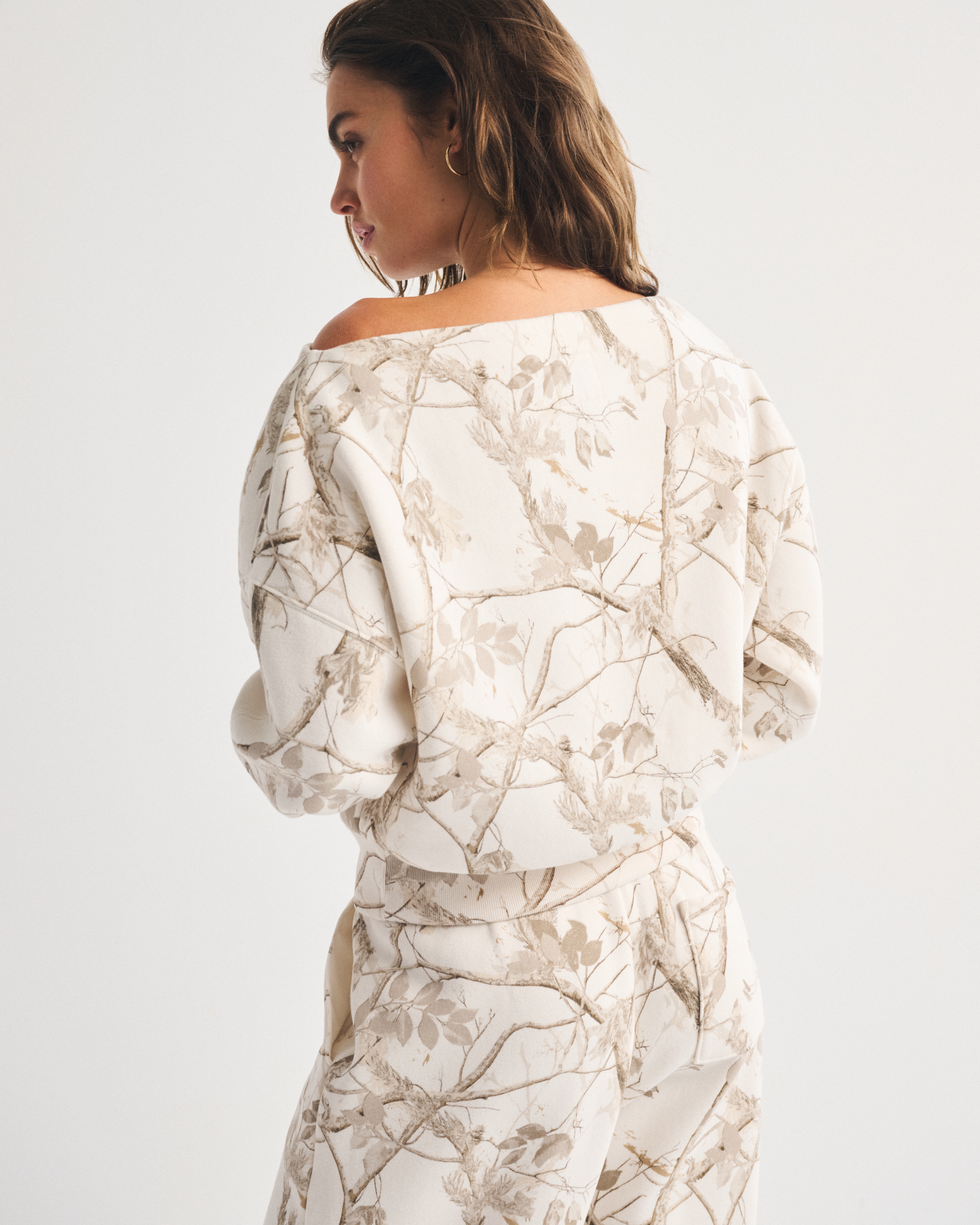 Abercrombie & Fitch Sunday Slash Top