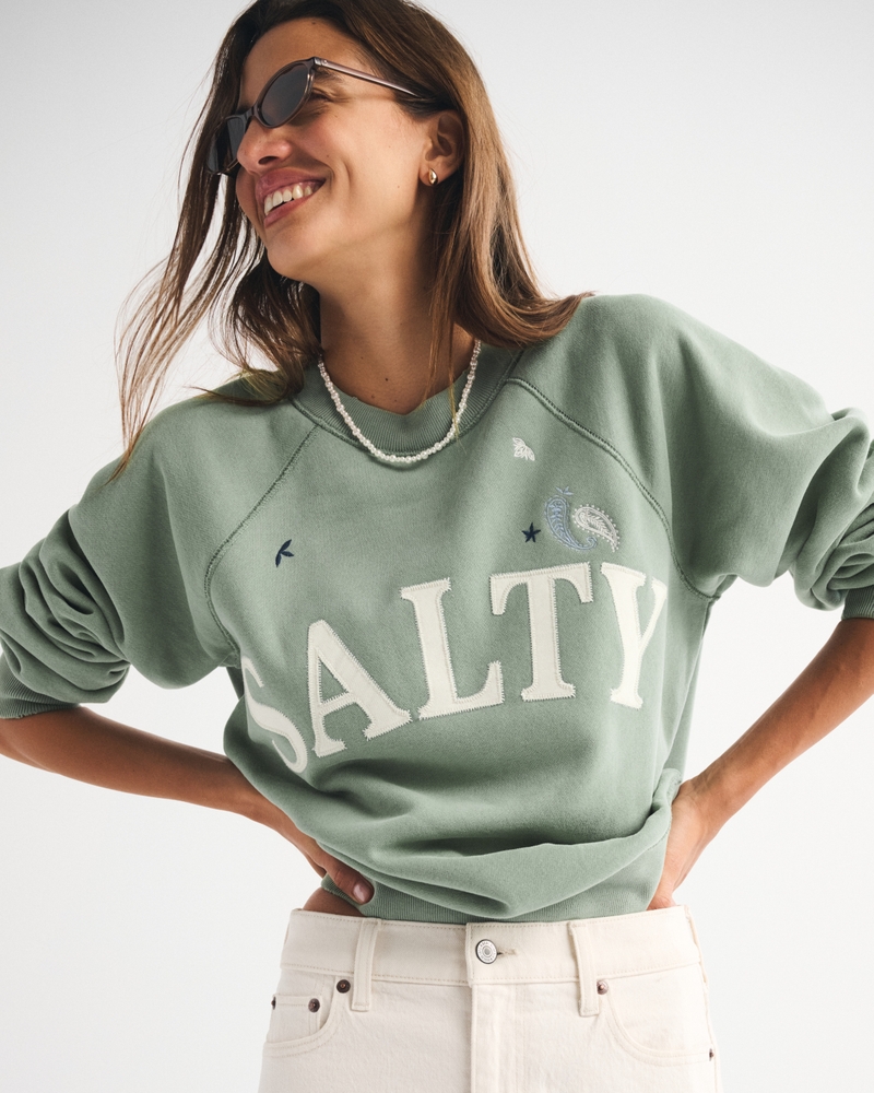 Graphic Raglan Classic Sunday Crew